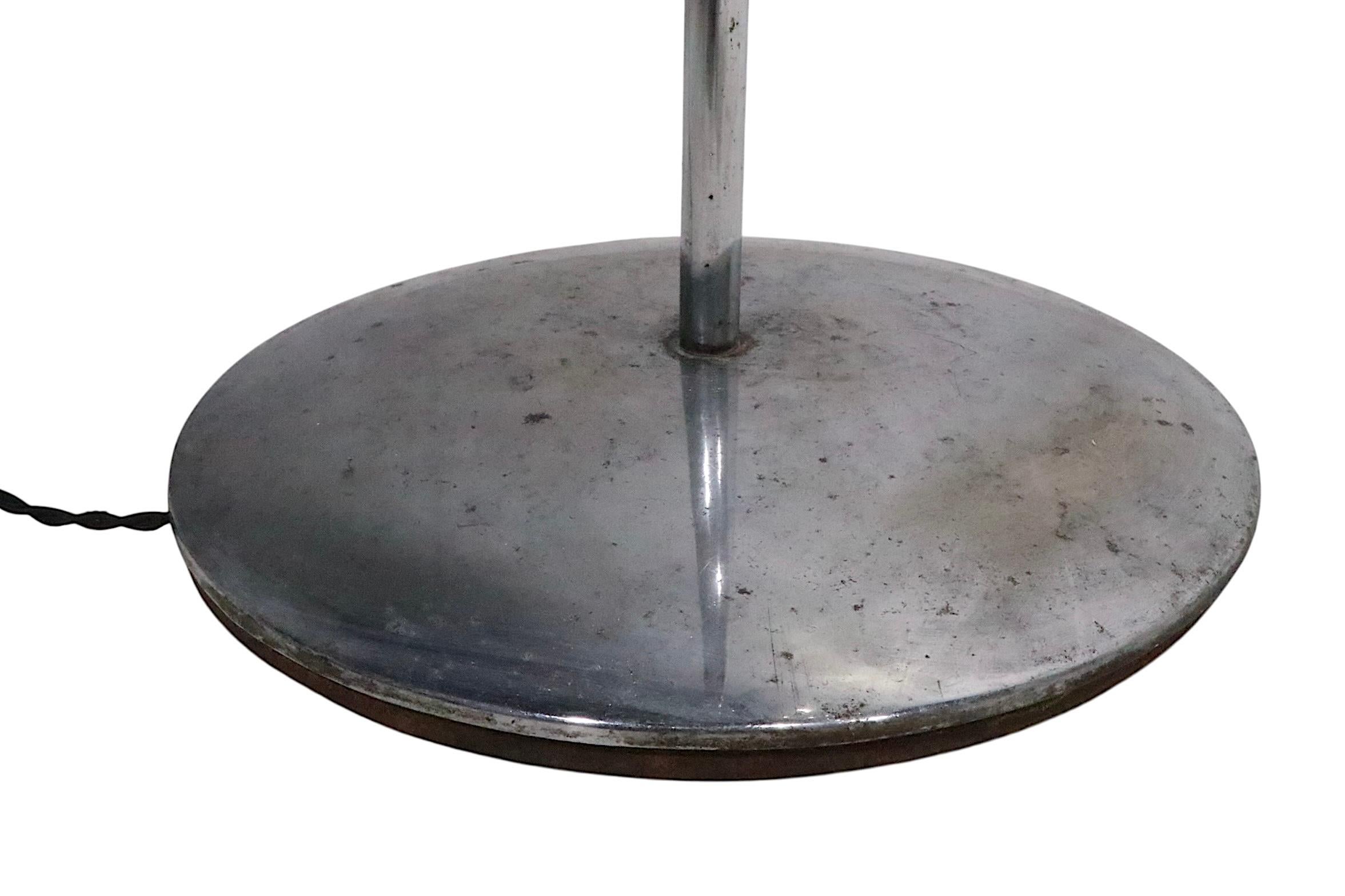 Post Modern Space Age Adjustable Chrome Floor Lamp c. 1960/70's In Good Condition For Sale In New York, NY