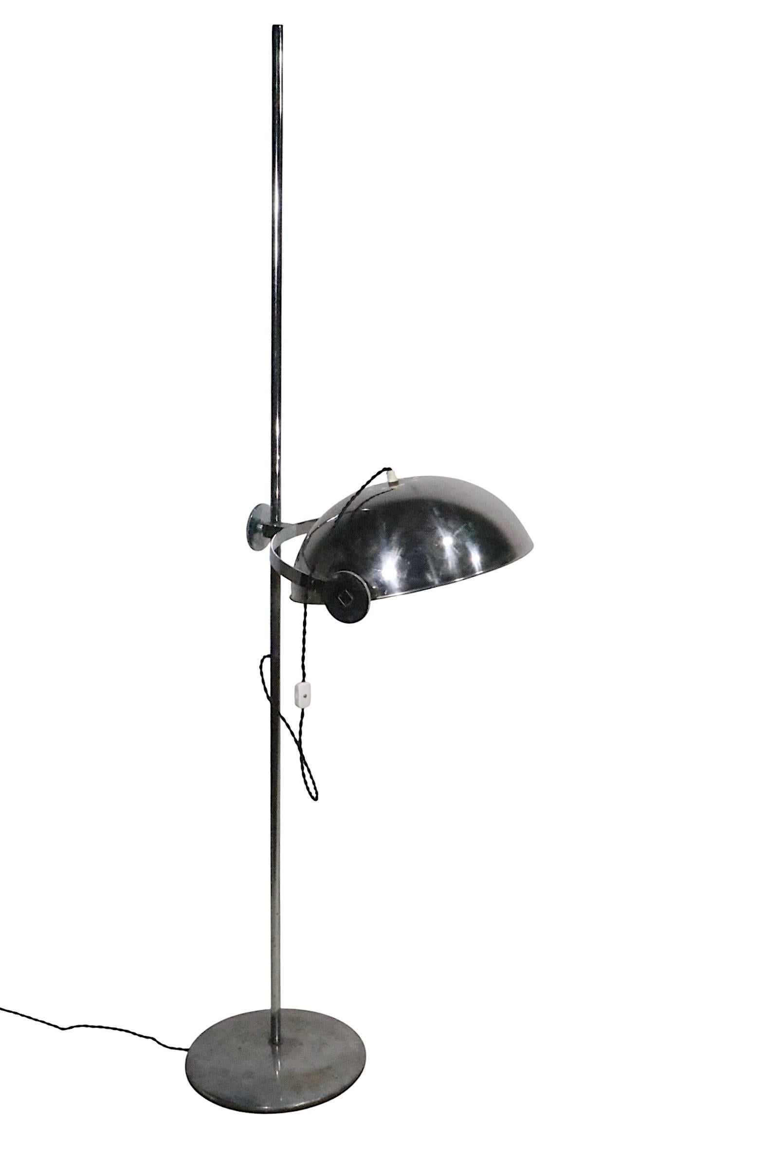 20th Century Post Modern Space Age Adjustable Chrome Floor Lamp c. 1960/70's For Sale
