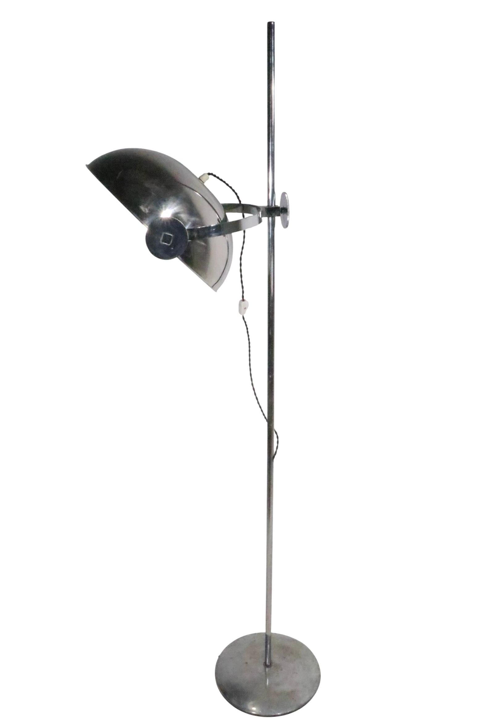 Post Modern Space Age Adjustable Chrome Floor Lamp c. 1960/70's For Sale 1