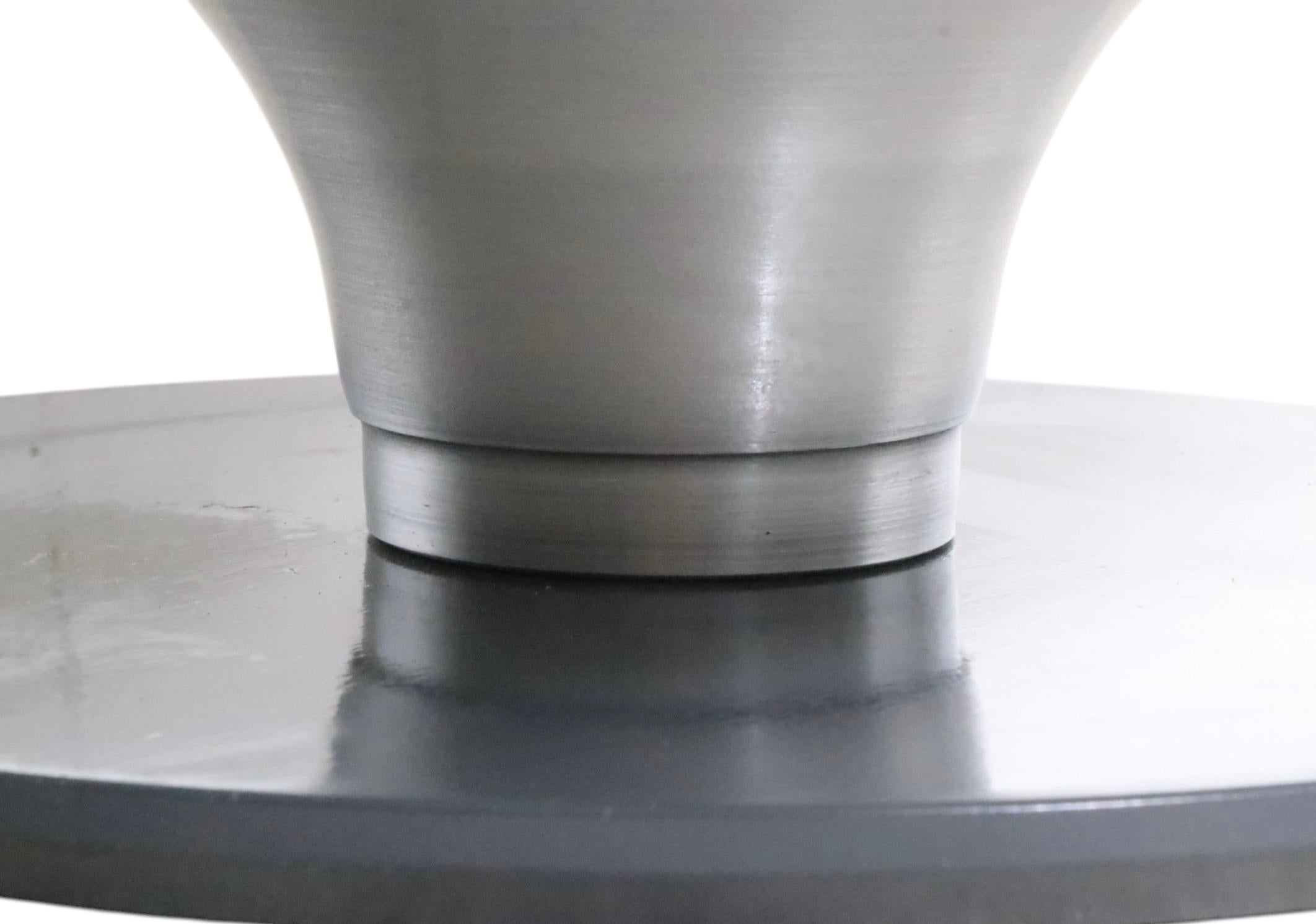 Aluminum Post Modern Space Age Ovni Up Table designed Vincenzo Maialino for Roche Bobois For Sale