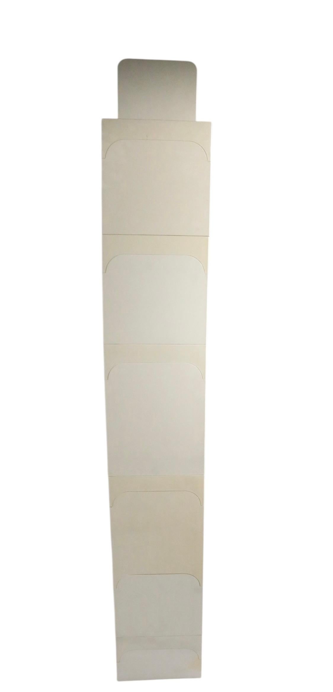 Post Modern Space Age Plastic Shelves by Olaf Von Bohr for Kartell c. 1970's in vendita 12