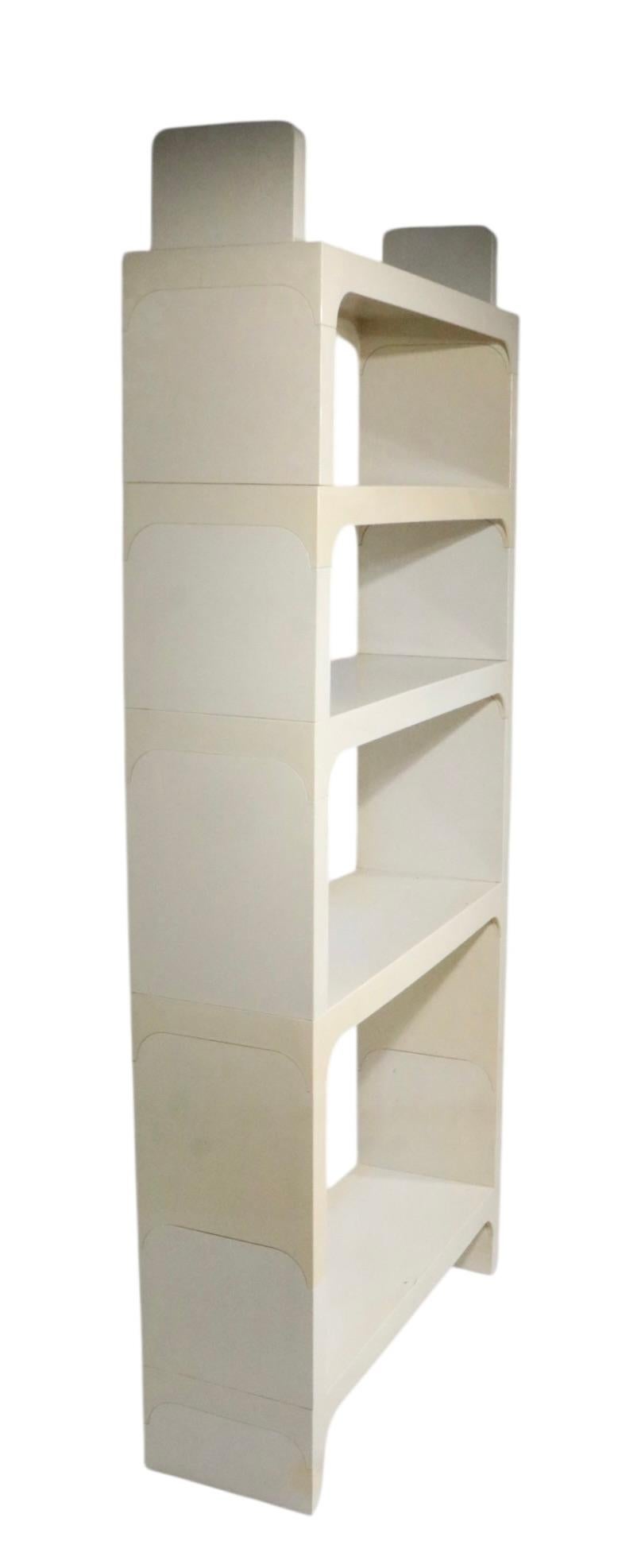 Italiano Post Modern Space Age Plastic Shelves by Olaf Von Bohr for Kartell c. 1970's in vendita