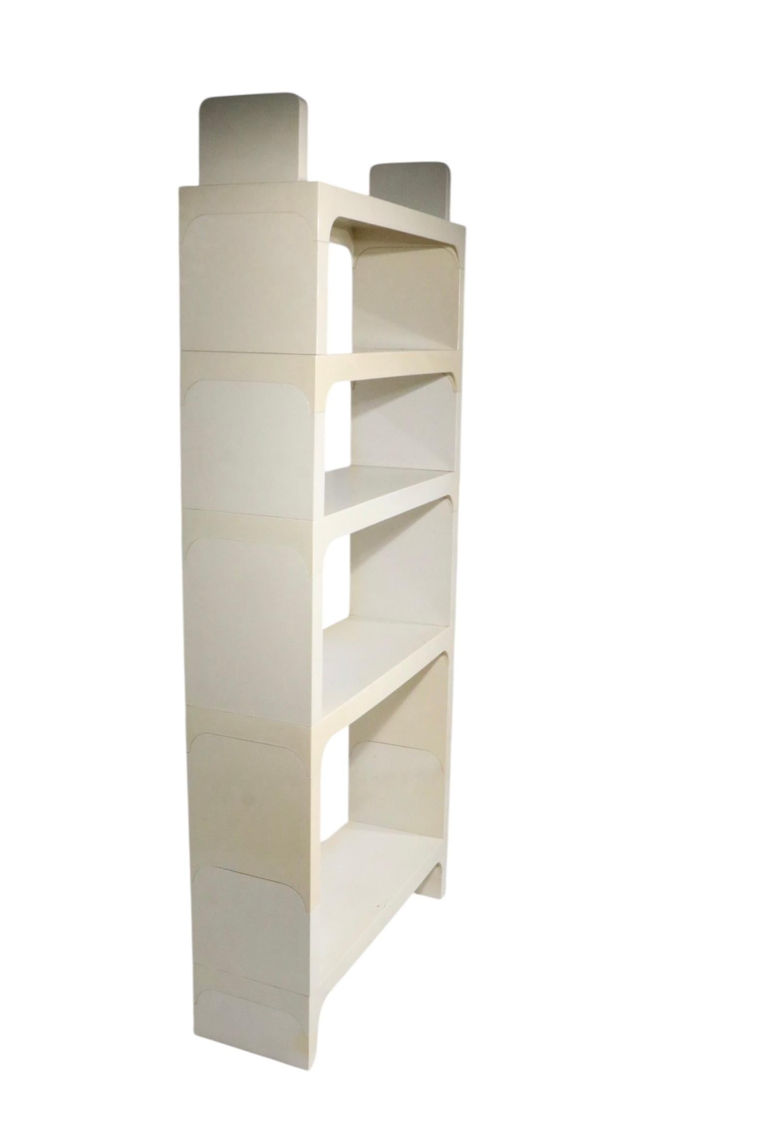 Plastica Post Modern Space Age Plastic Shelves by Olaf Von Bohr for Kartell c. 1970's in vendita