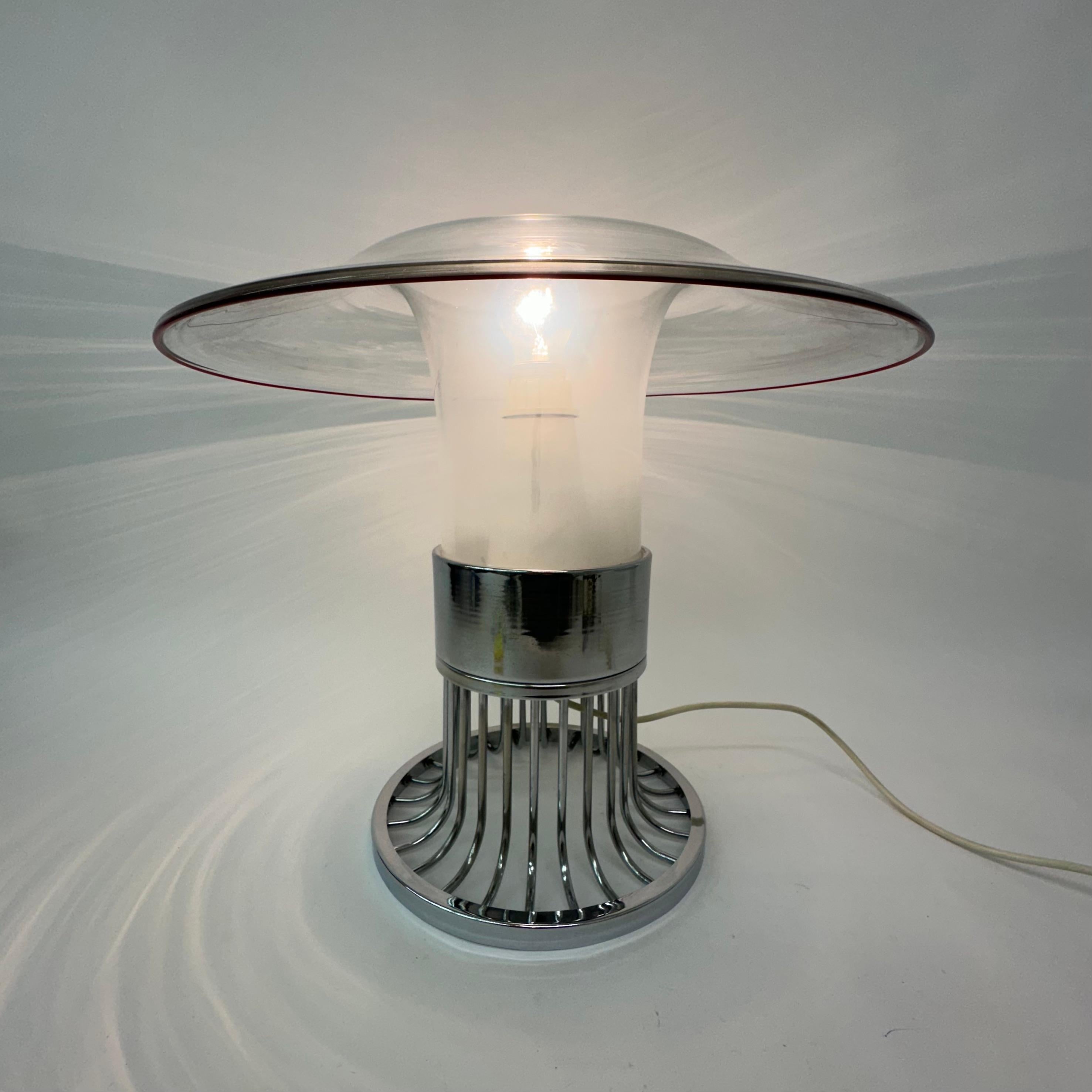 Post modern space age UFO glass table lamp , 1970s Italy For Sale 3