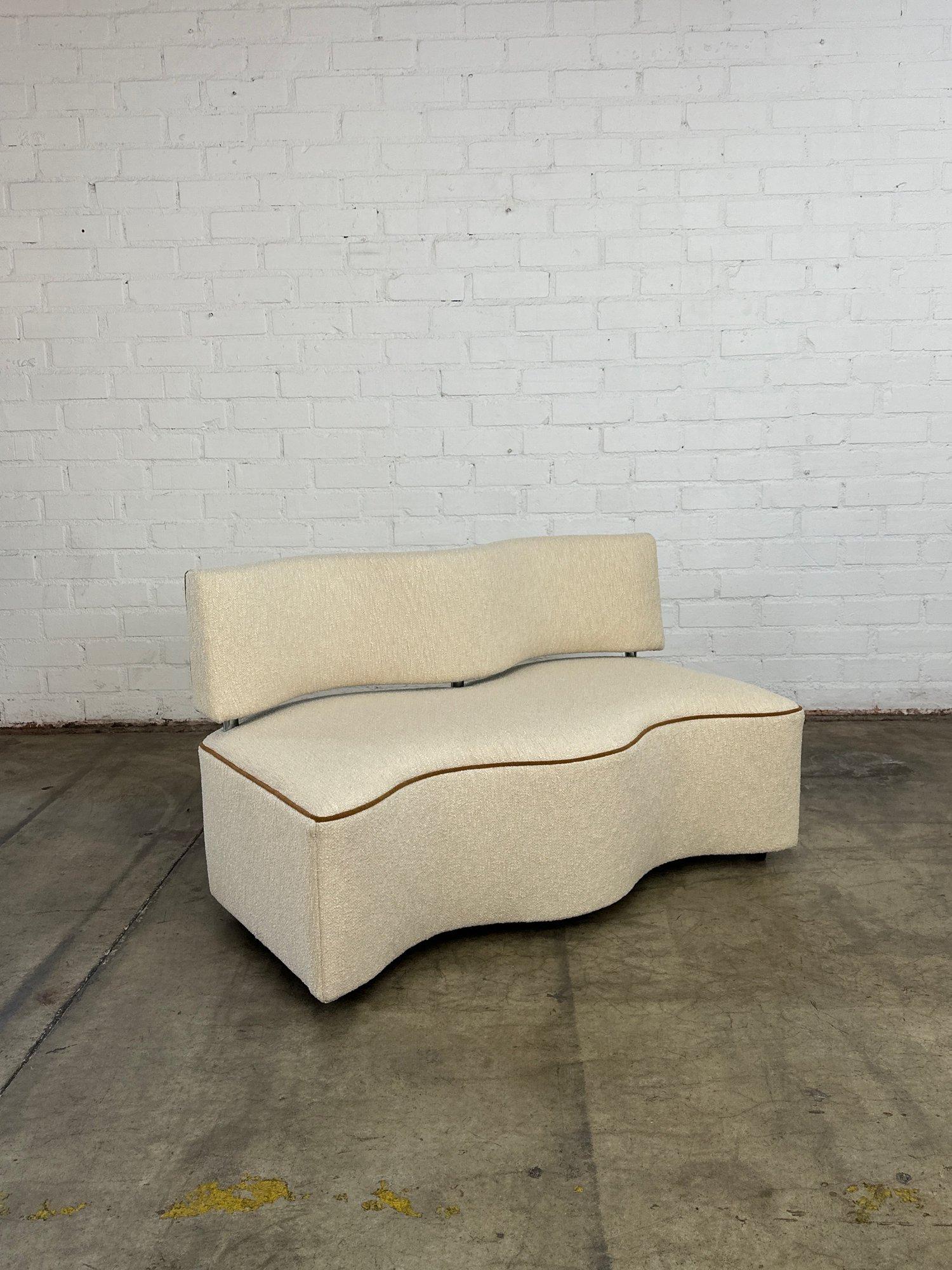 Post Modern Squiggle Bench In Good Condition For Sale In Los Angeles, CA