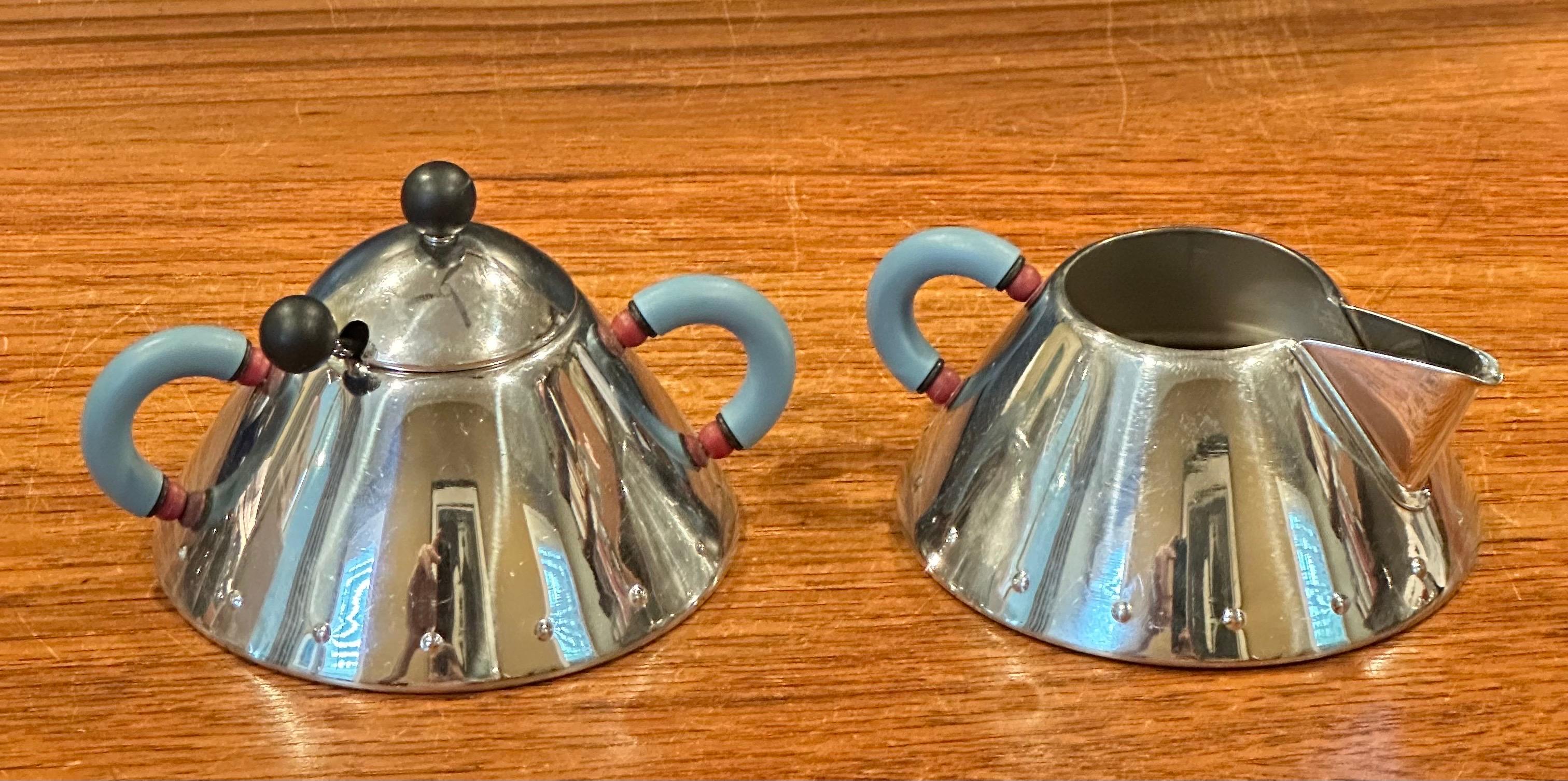 Juego posmoderno de acero inoxidable para nata y azúcar de Michael Graves para Alessi en Bueno estado para la venta en San Diego, CA