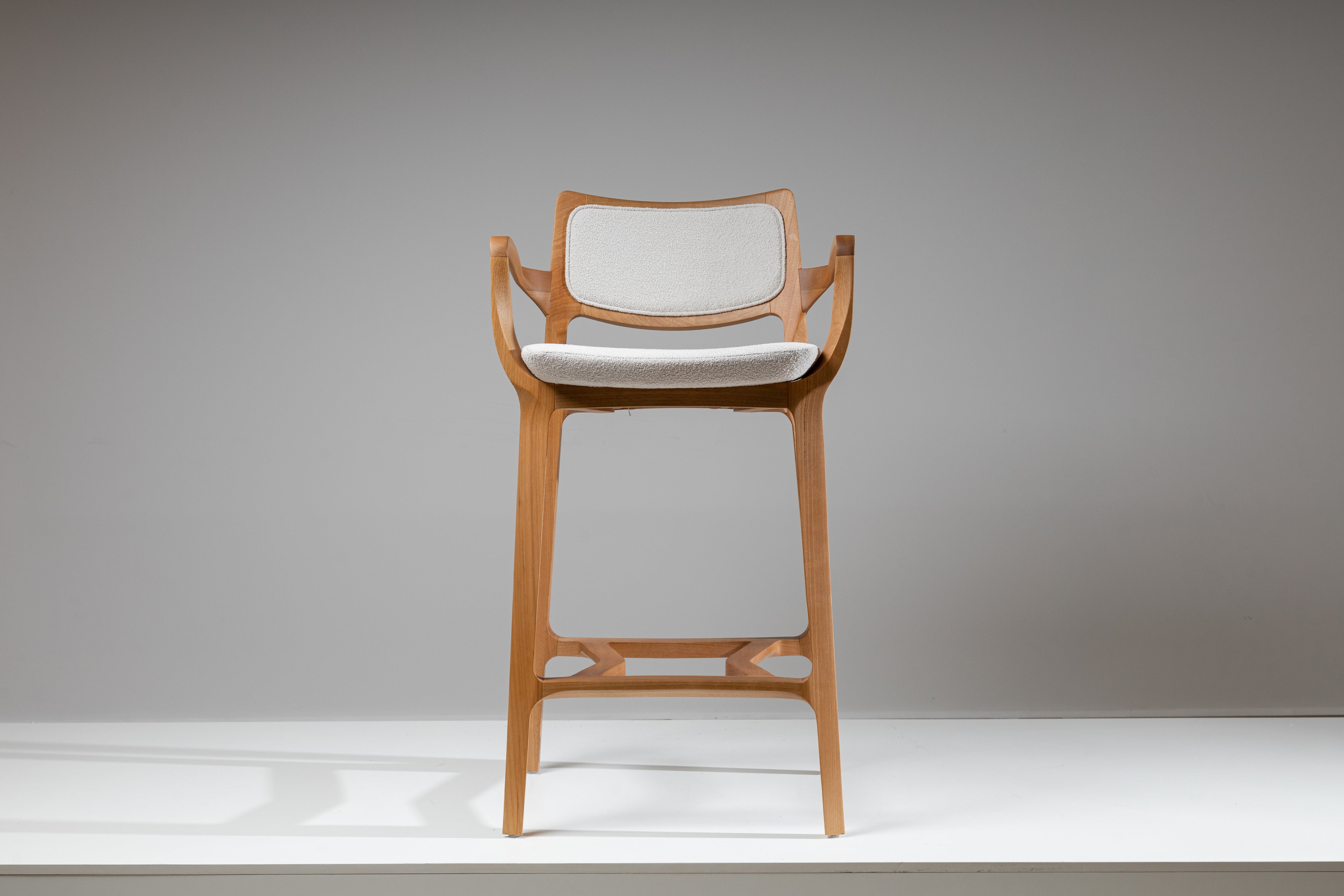 Die Aurora Collection aka Dawn markiert einen neuen, aufregenden Moment in unserer Designgeschichte, in dem wir tief in die unbekannte Kreativität eingetaucht sind, um eine Collection zu kreieren, die einen solchen Namen tragen kann, ein starkes