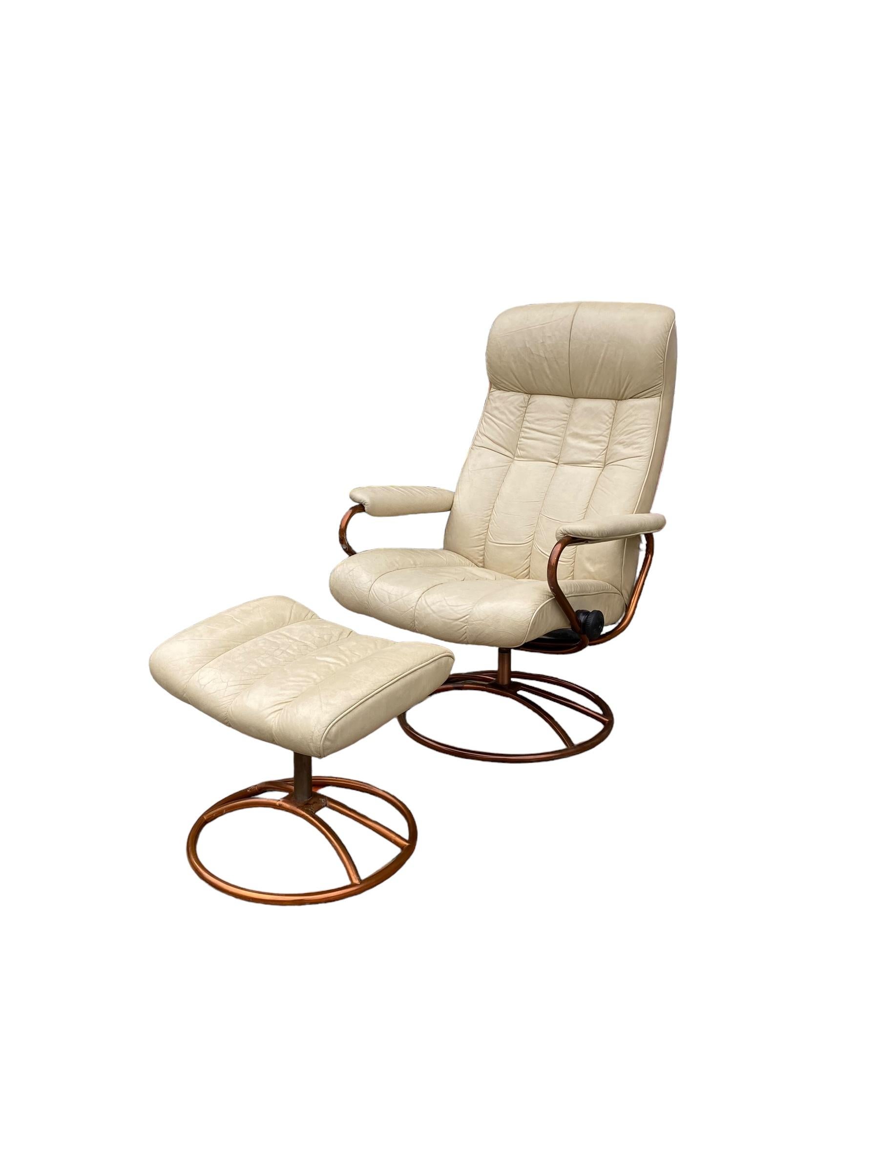 Post Modern Stressless Lounge Chair and Ottoman with copper frame For Sale 1