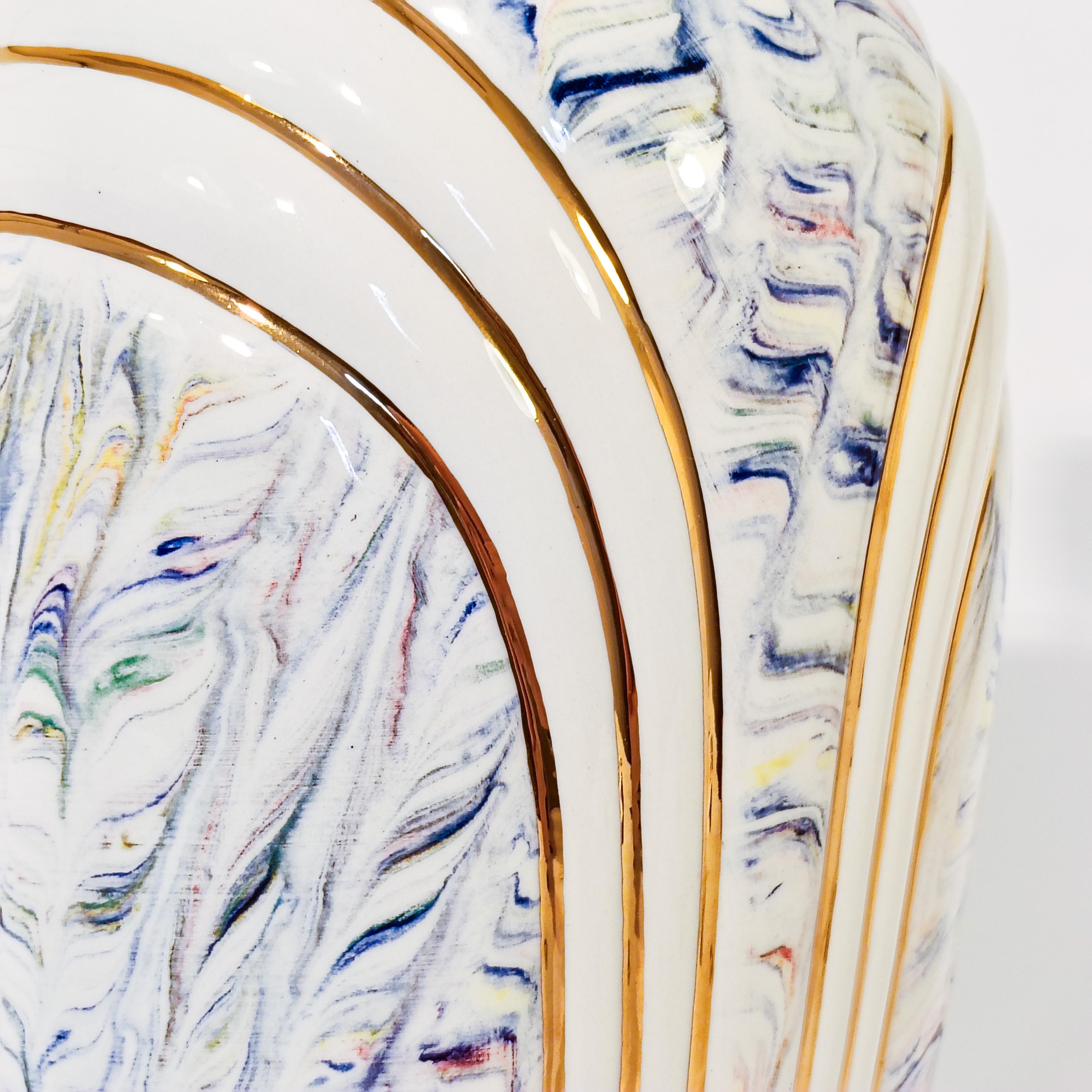 Post-Modern style. Huge multicolor ceramic table lamp, Italy, 1980s For Sale 5