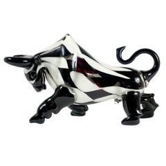 Postmodern Style Pair of Murano Glass Bulls with Checkered Pattern