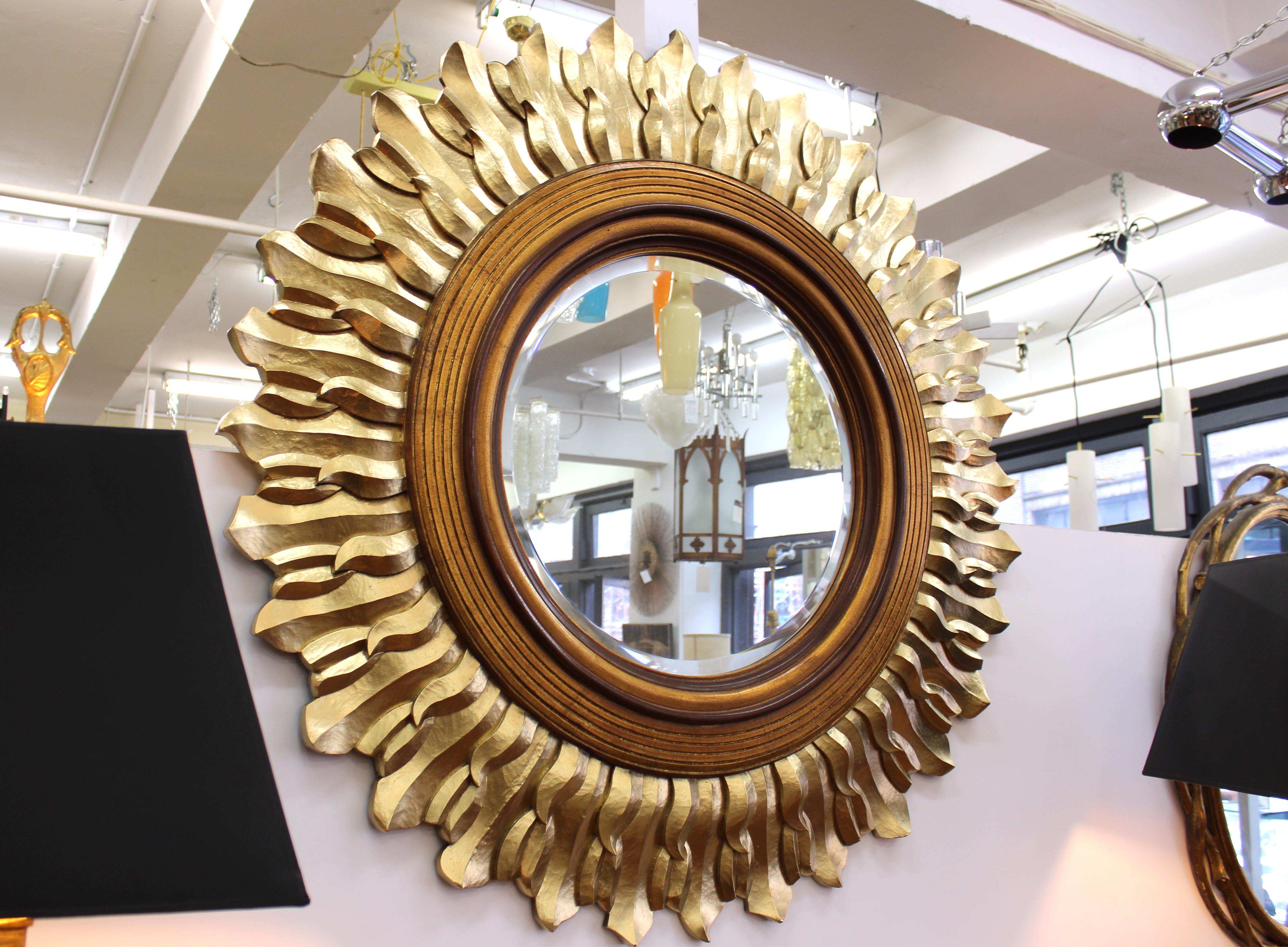 Post-Modern Sunburst Mirror in Carved Giltwood Frame 2