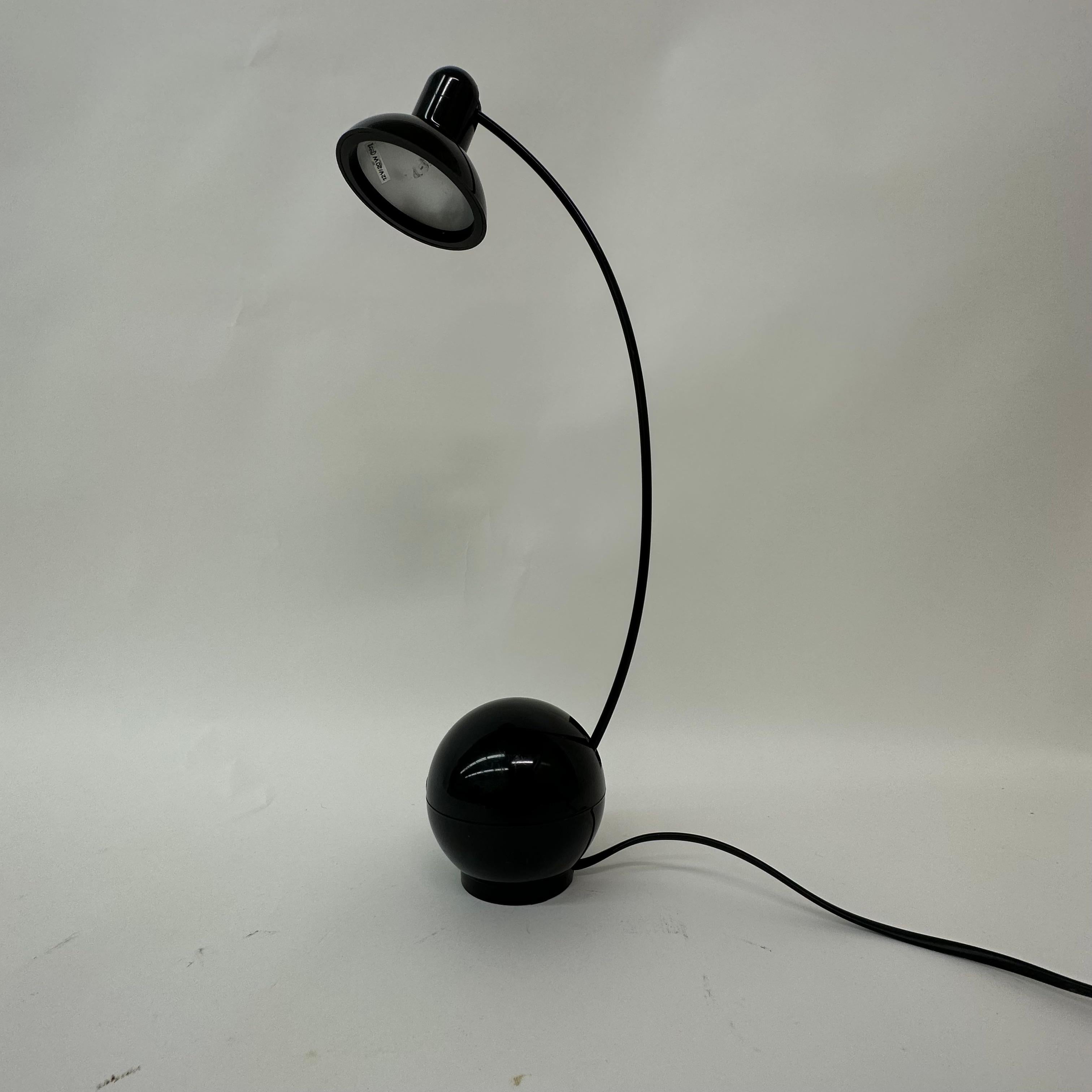 Post modern table lamp , 1980’s In Good Condition For Sale In Delft, NL