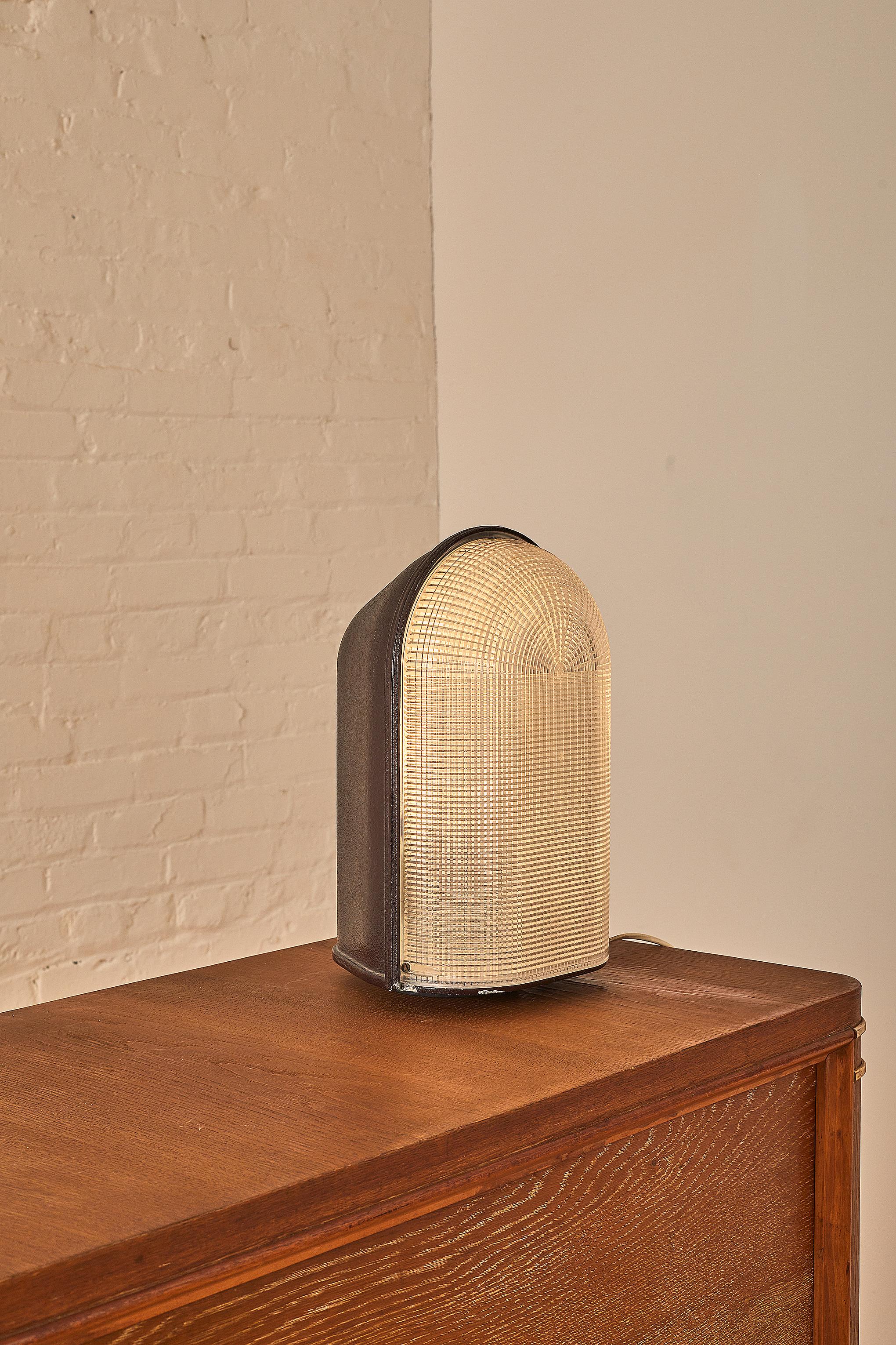 Mid-Century Modern Post Modern Table Lamp by Arredoluce Monza