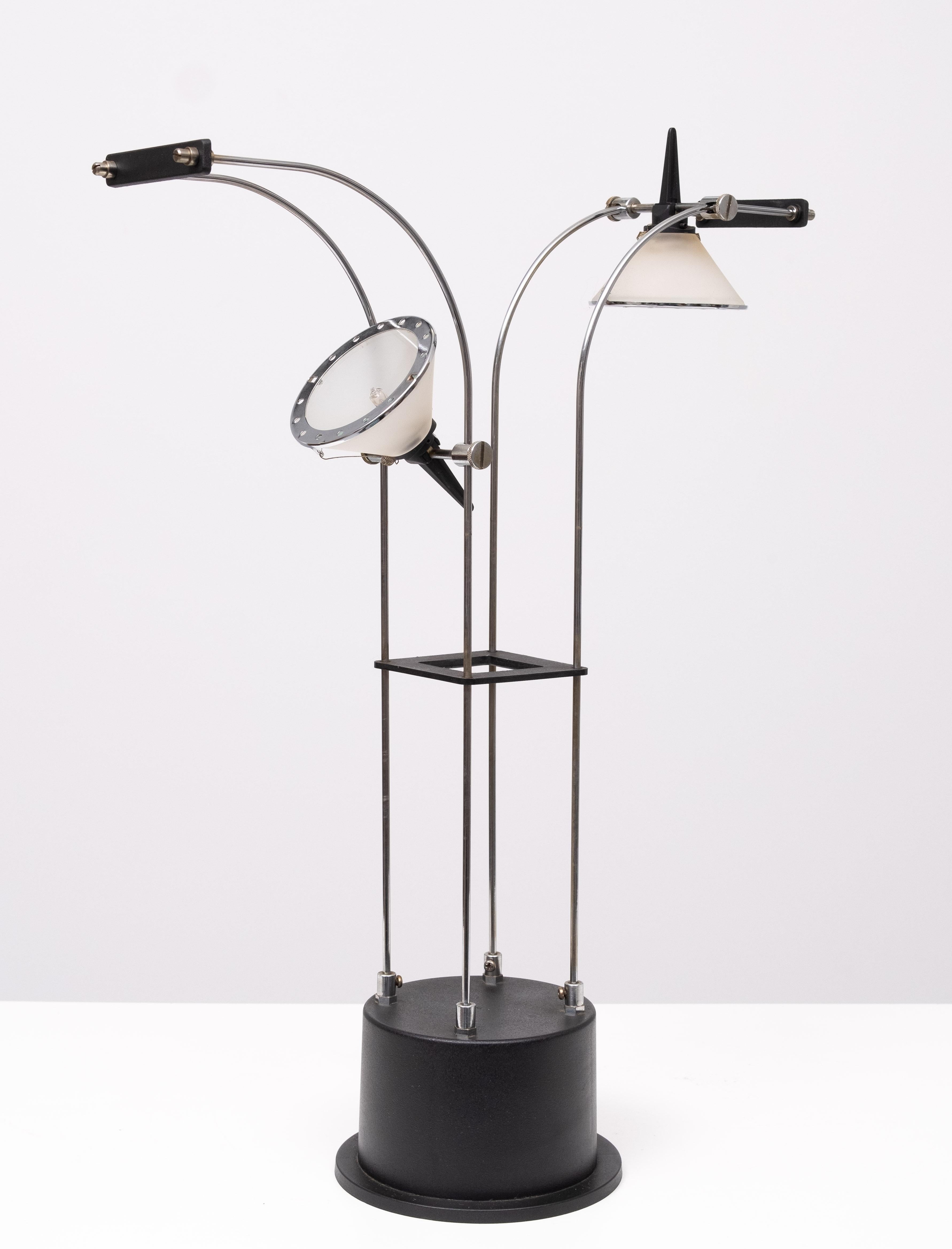 Lampe de table postmoderne Fuder Allemagne des années 1980  en vente 3