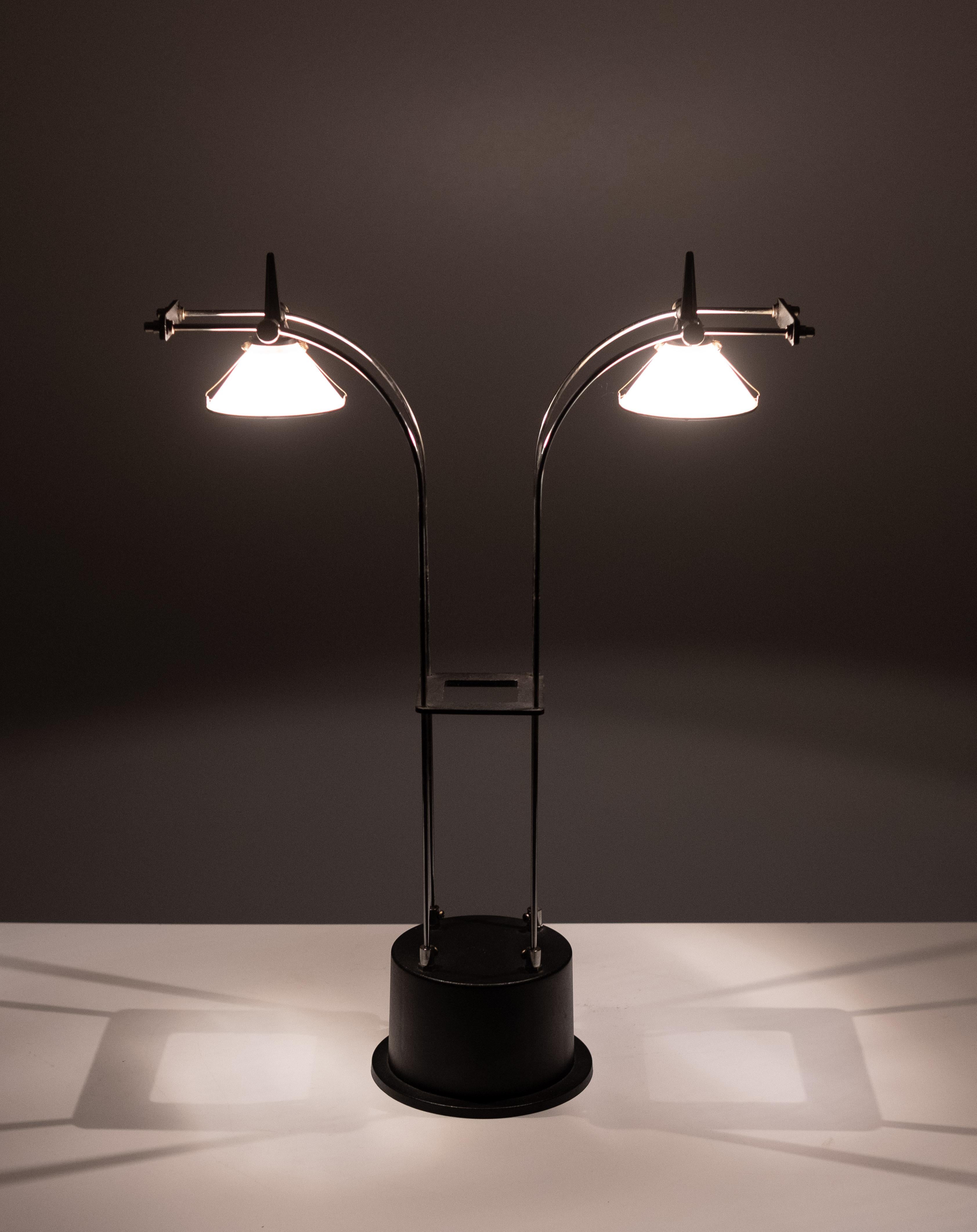 Lampe de table postmoderne Fuder Allemagne des années 1980  en vente 6