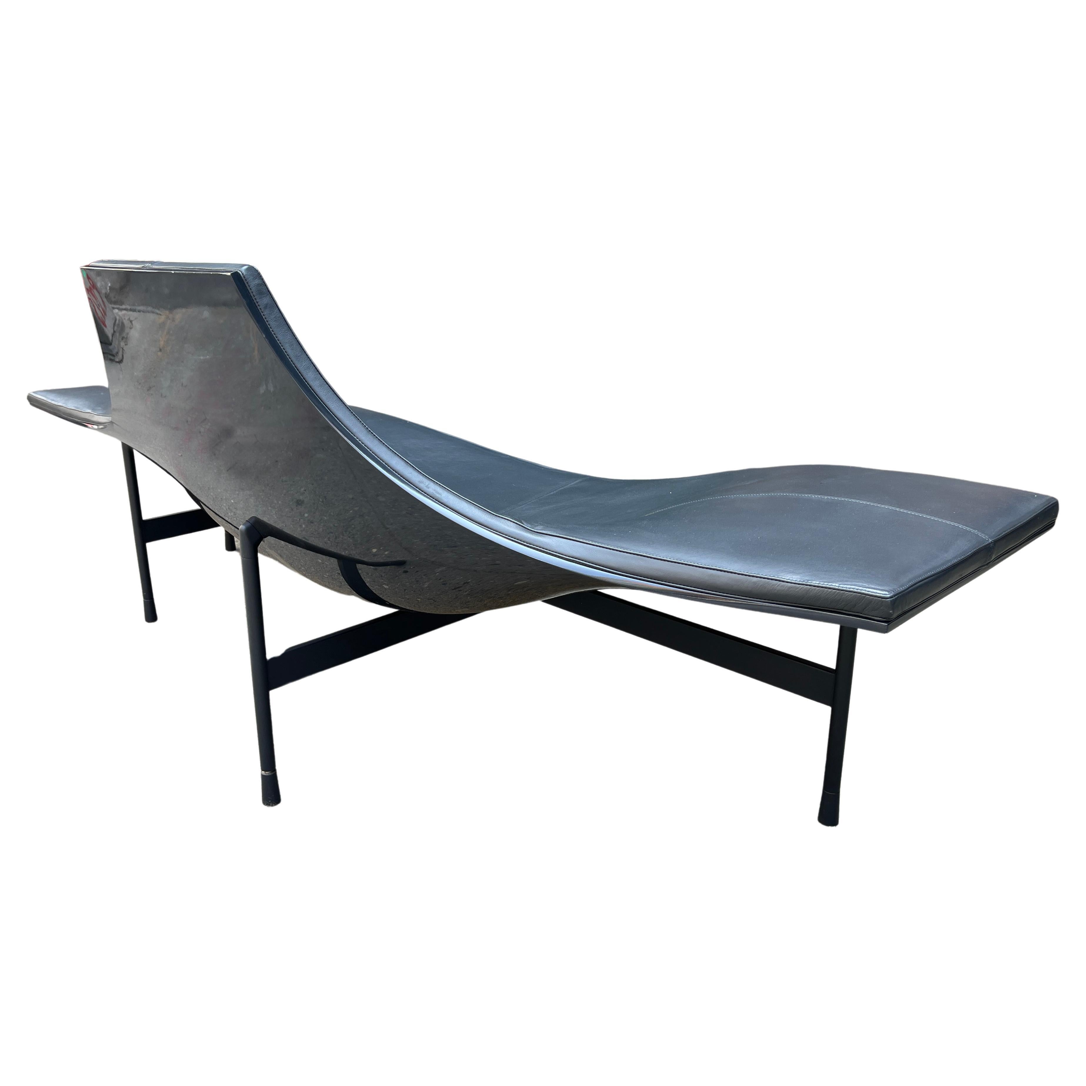 Post-Modern Terminal 1 Chaise Lounge Chair by B&B Italia 1