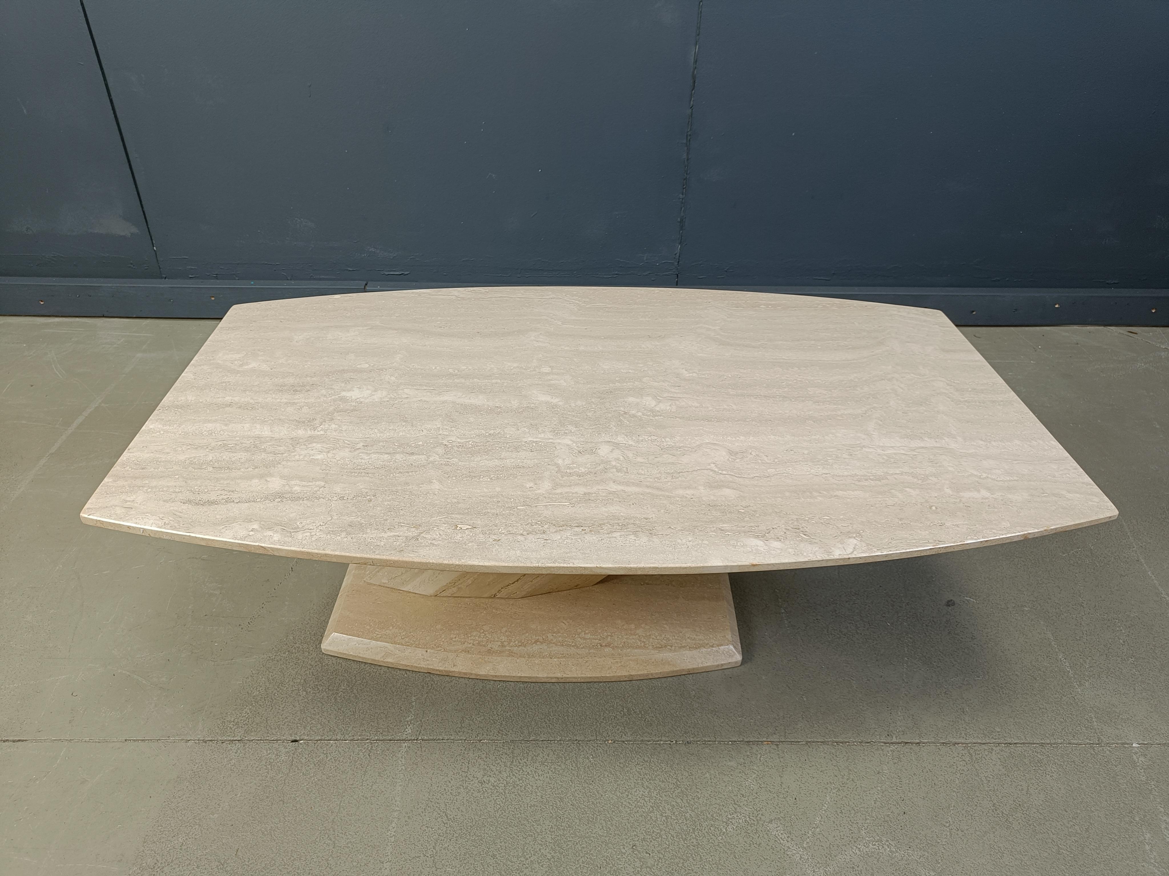 Post modern travertine coffee table, 1980s For Sale 3