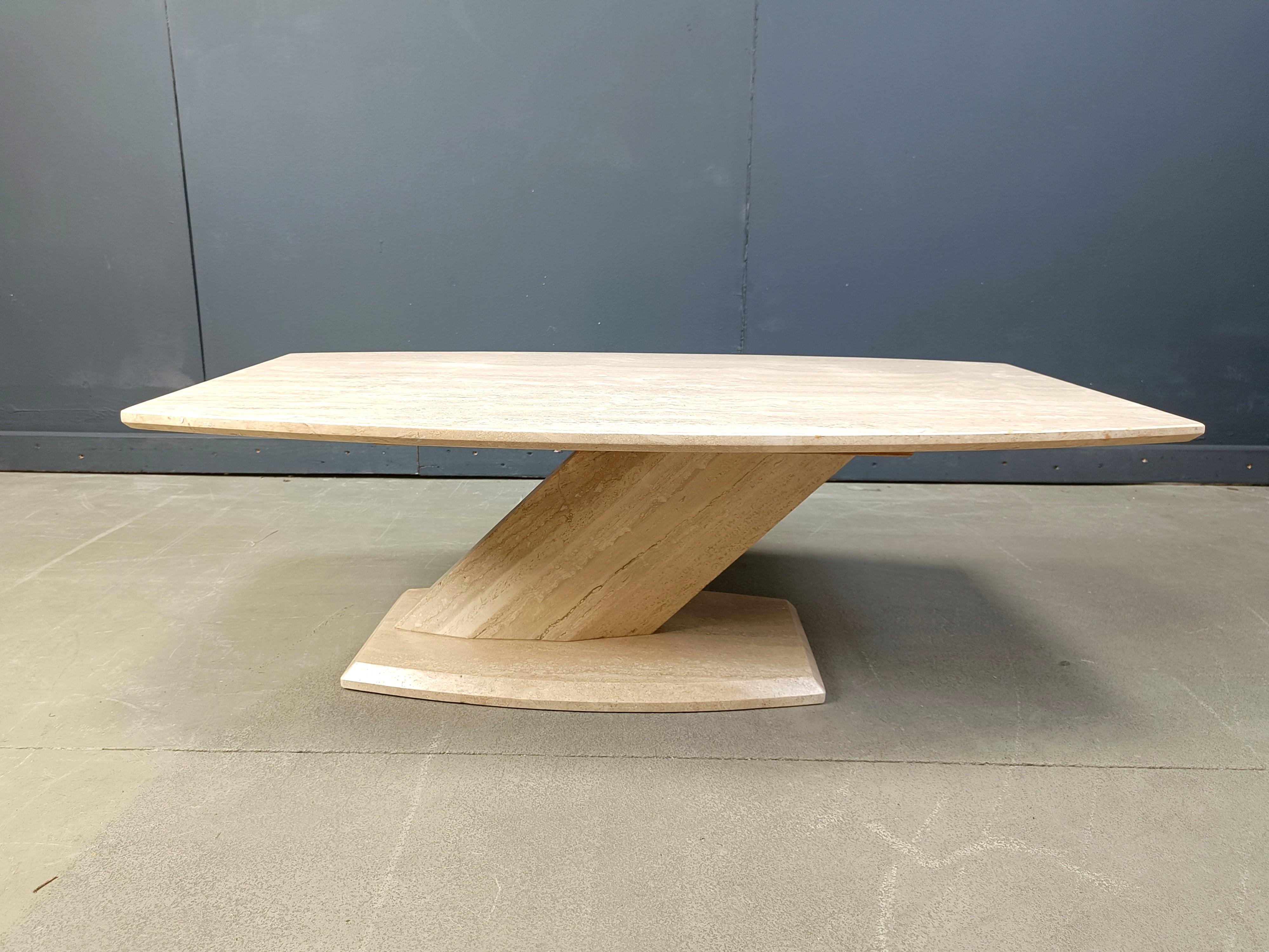 Post modern travertine coffee table, 1980s For Sale 1