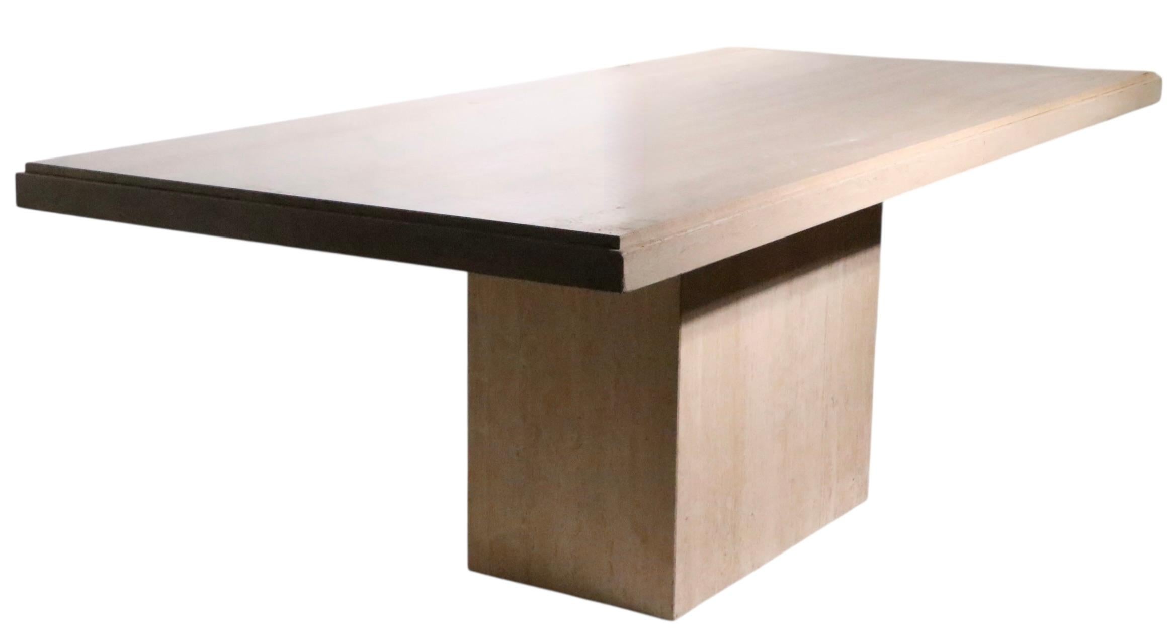 American Post Modern Travertine Marble Pedestal Dining Table Made in Italy c. 1970's For Sale