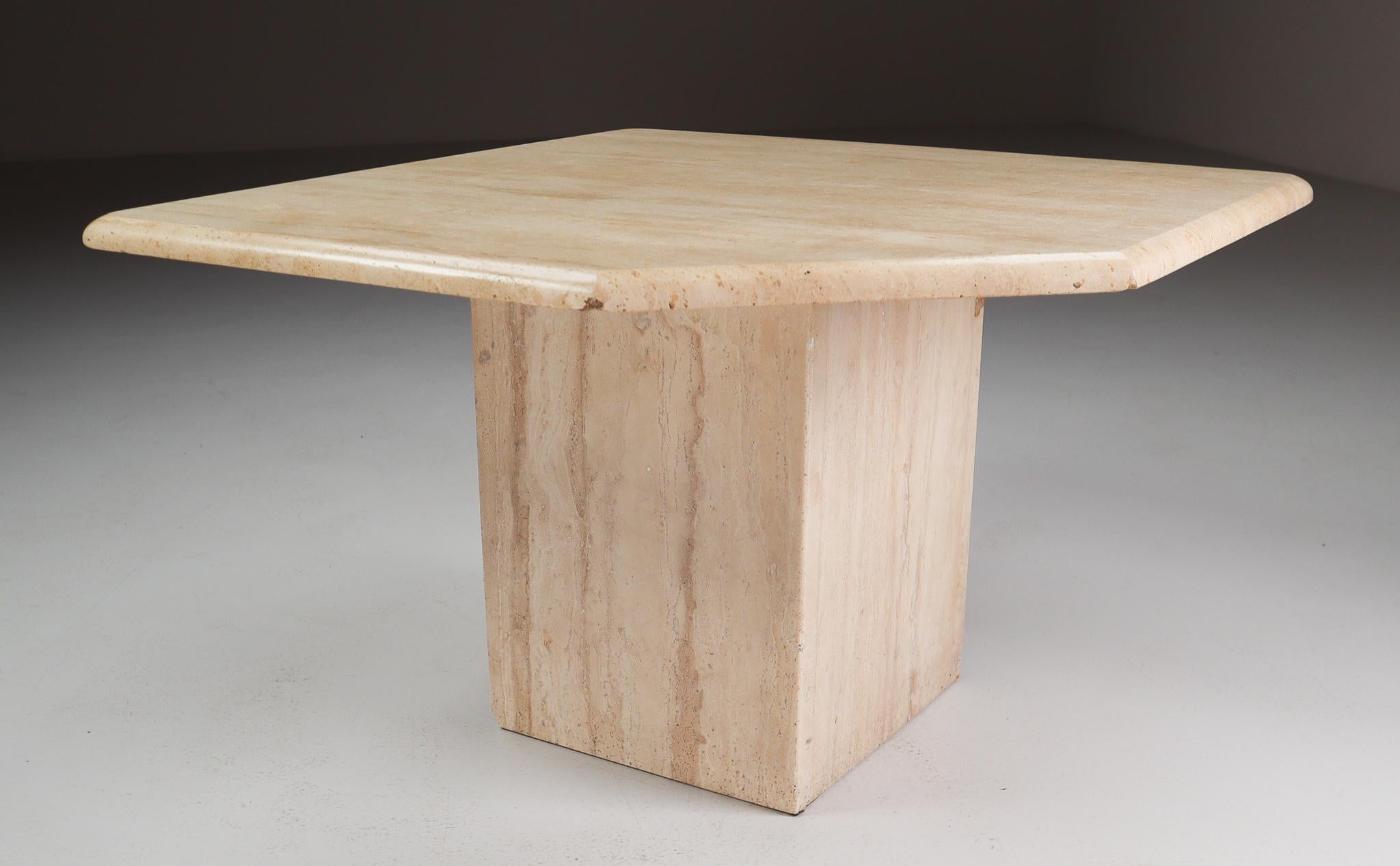 Post-Modern Travertine Side/Coffee Table, Italy, 1970s For Sale 1