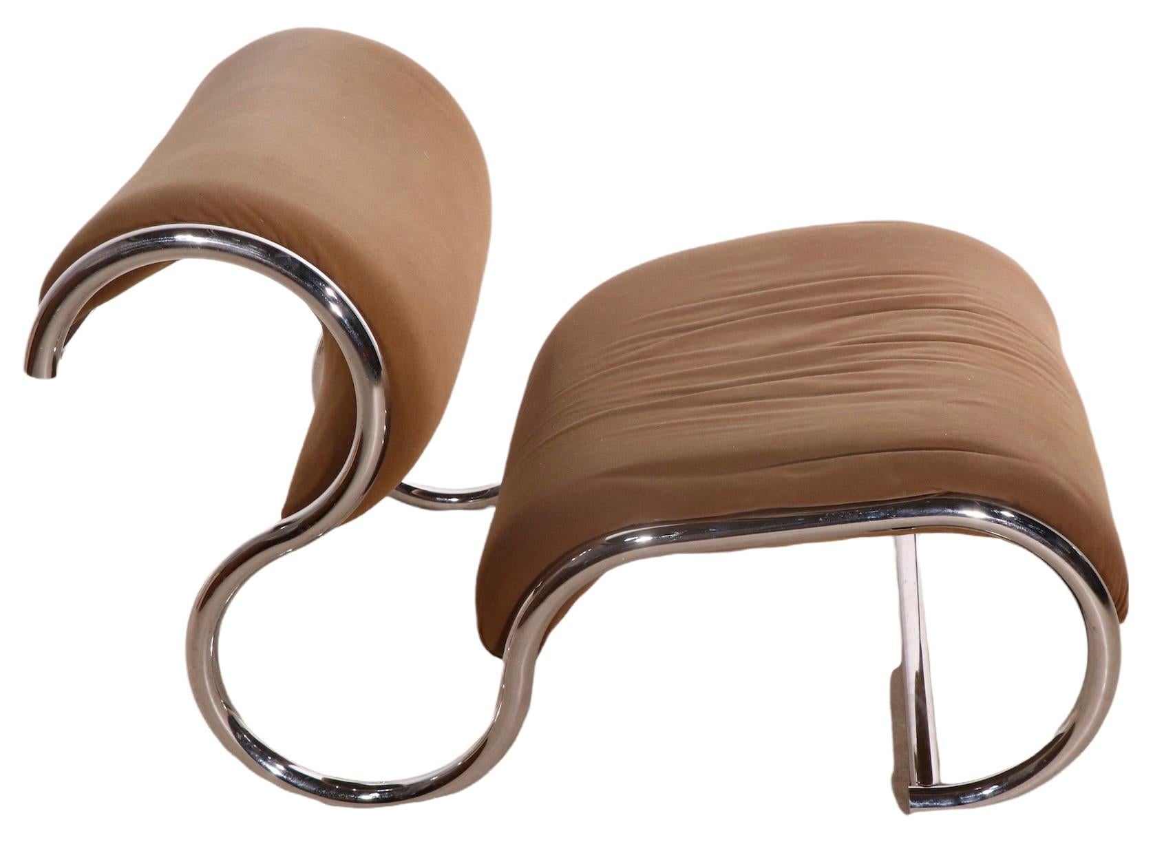  Chaise longue tubulaire chromée postmoderne des années 1970  en vente 3