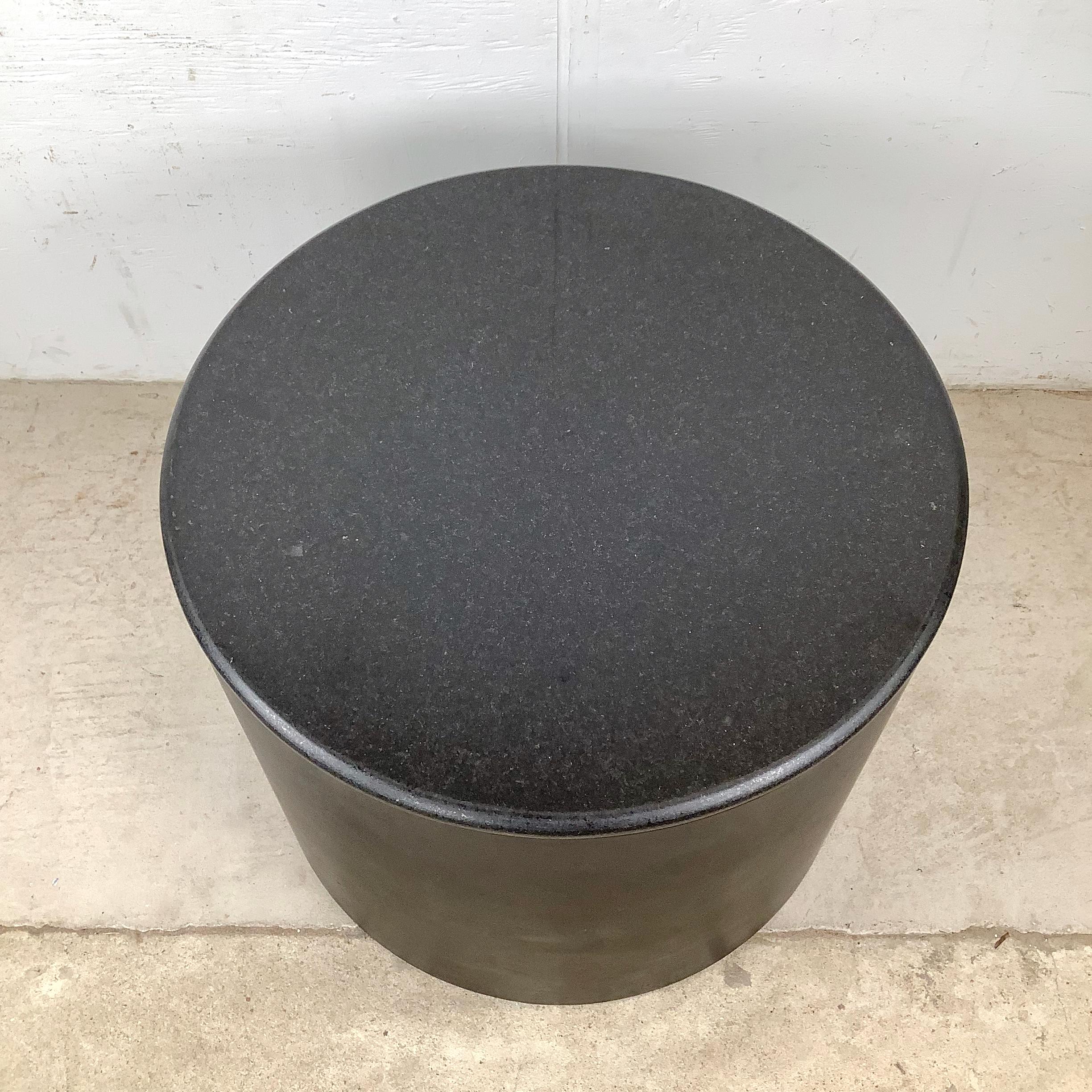 Mesa tambor tapizada postmoderna en Bueno estado para la venta en Trenton, NJ