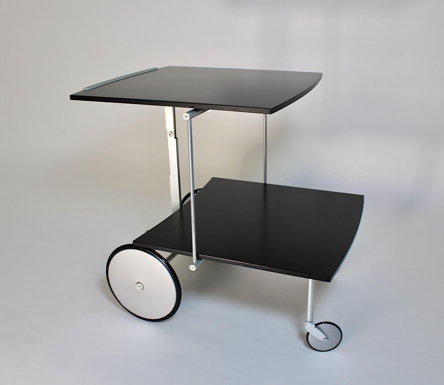 Carro de bar híbrido postmoderno Vintage Mesa de sofá Raoul Barbieri Ycami Años 90 Italia en venta 9