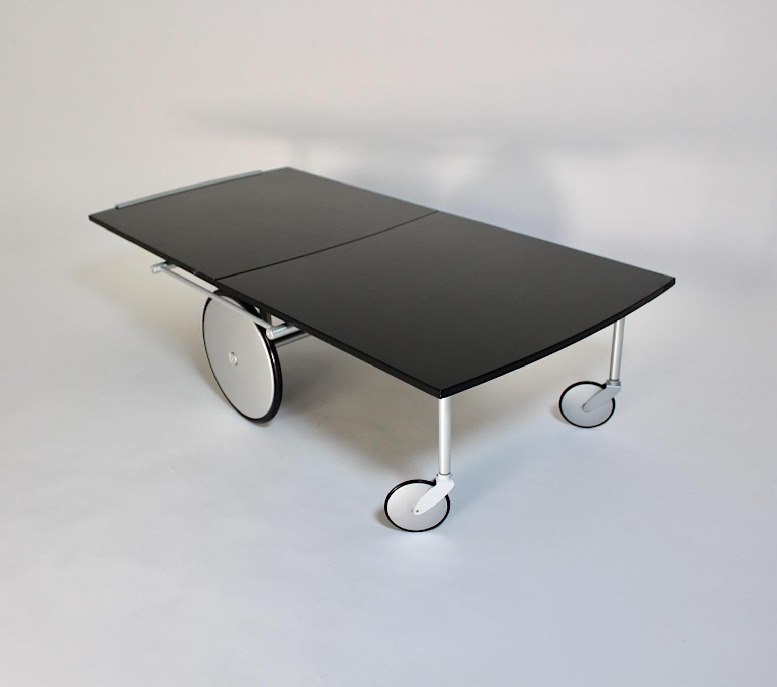 Carro de bar híbrido postmoderno Vintage Mesa de sofá Raoul Barbieri Ycami Años 90 Italia finales del siglo XX en venta