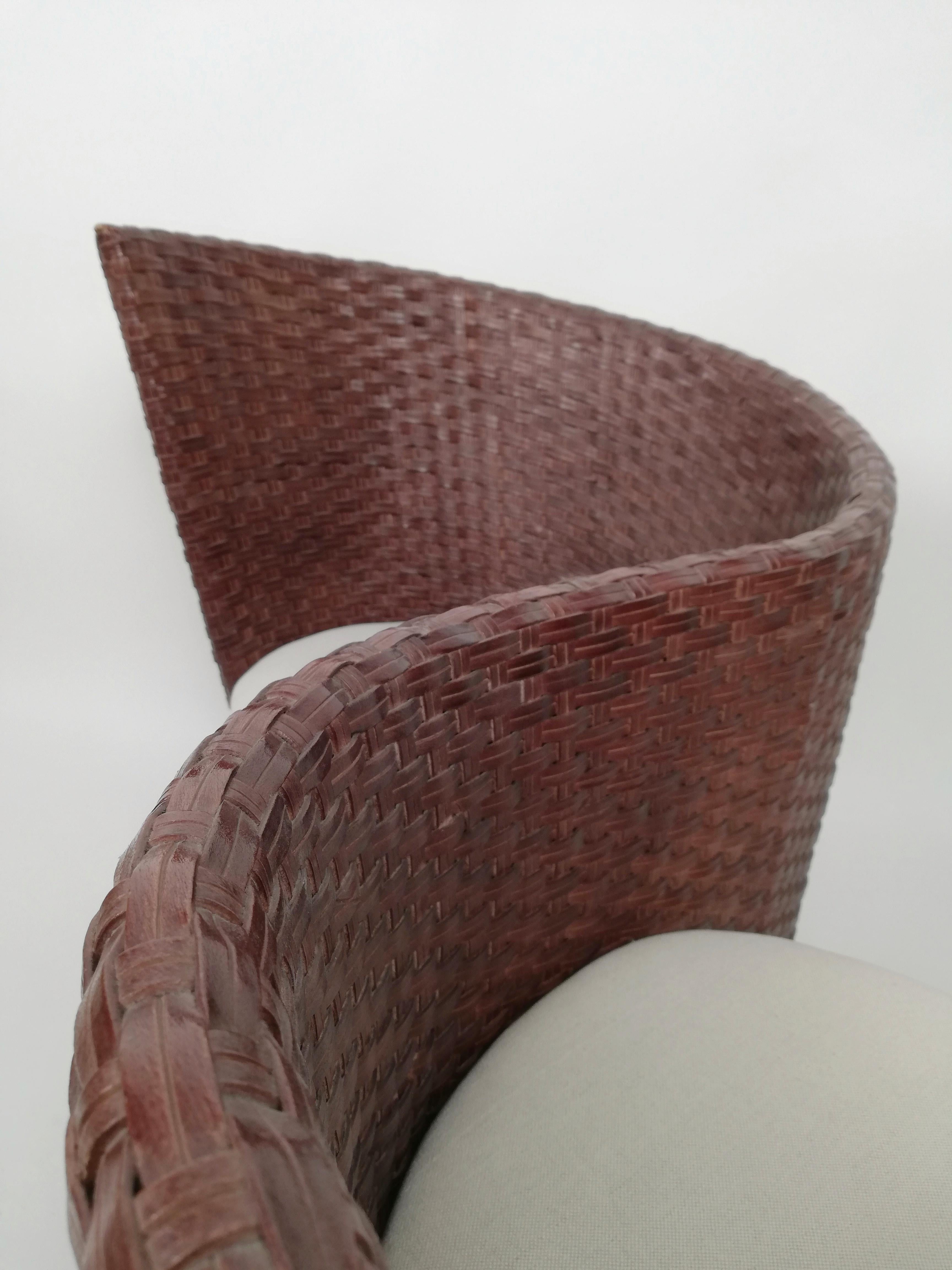 Postmodernes Vis à Vis Sofa von Nico Devito aus handgewebtem Leder, Holz und Bambus im Zustand „Gut“ im Angebot in Roma, IT