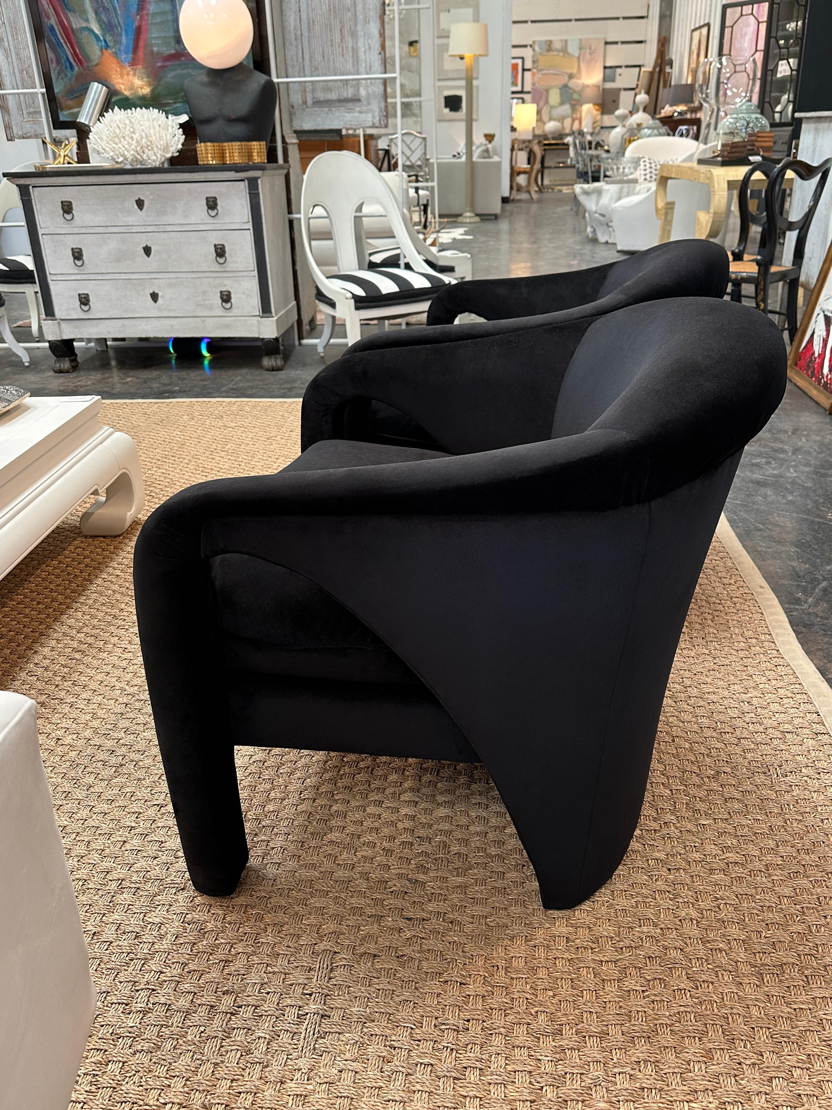 Post Modern Vladimir Kagan Chairs with black velvet upholstery, a pair  For Sale 1