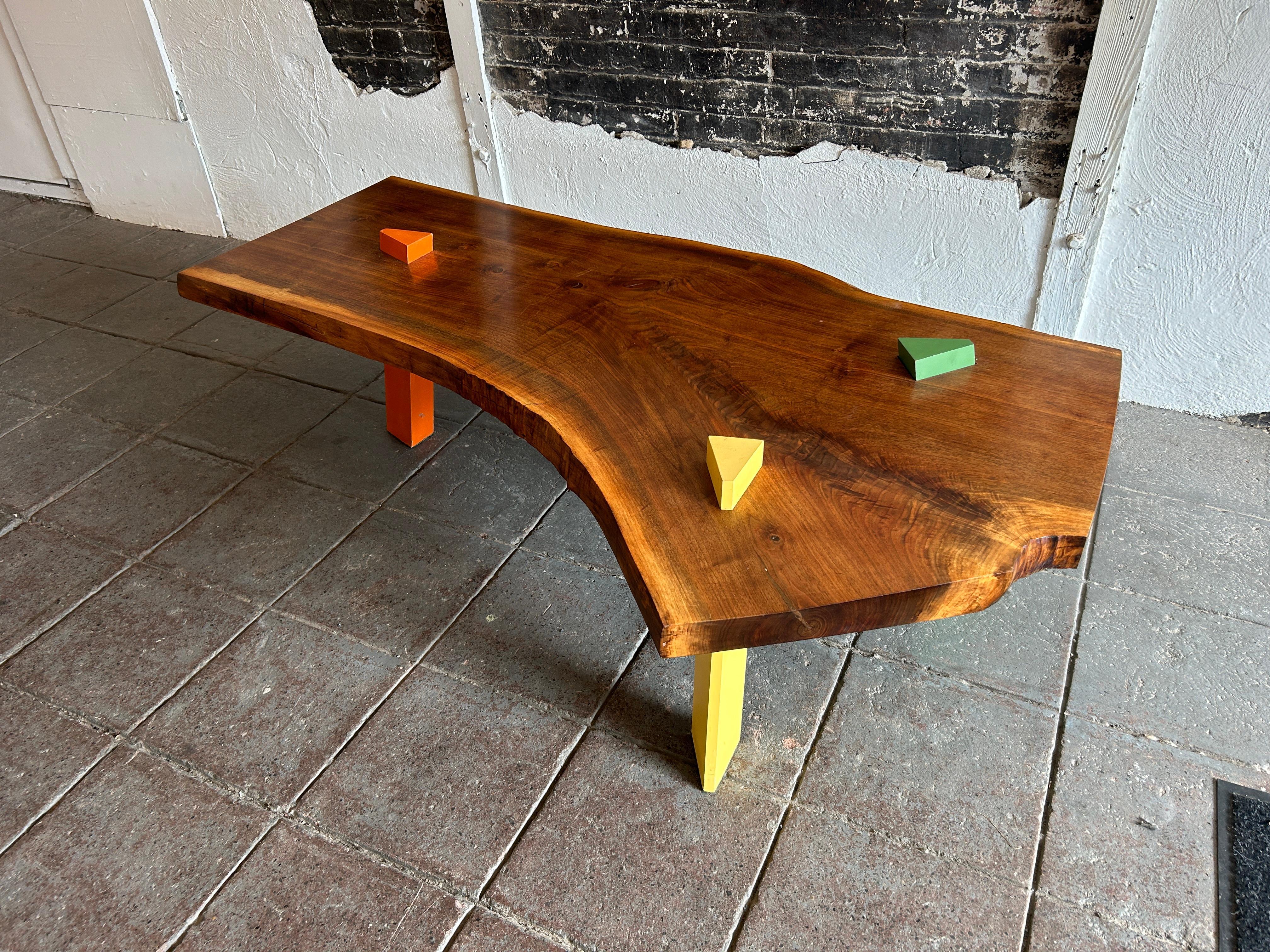Post-Modern Post Modern Walnut Slab coffee table with colored triangle legs studio craft For Sale