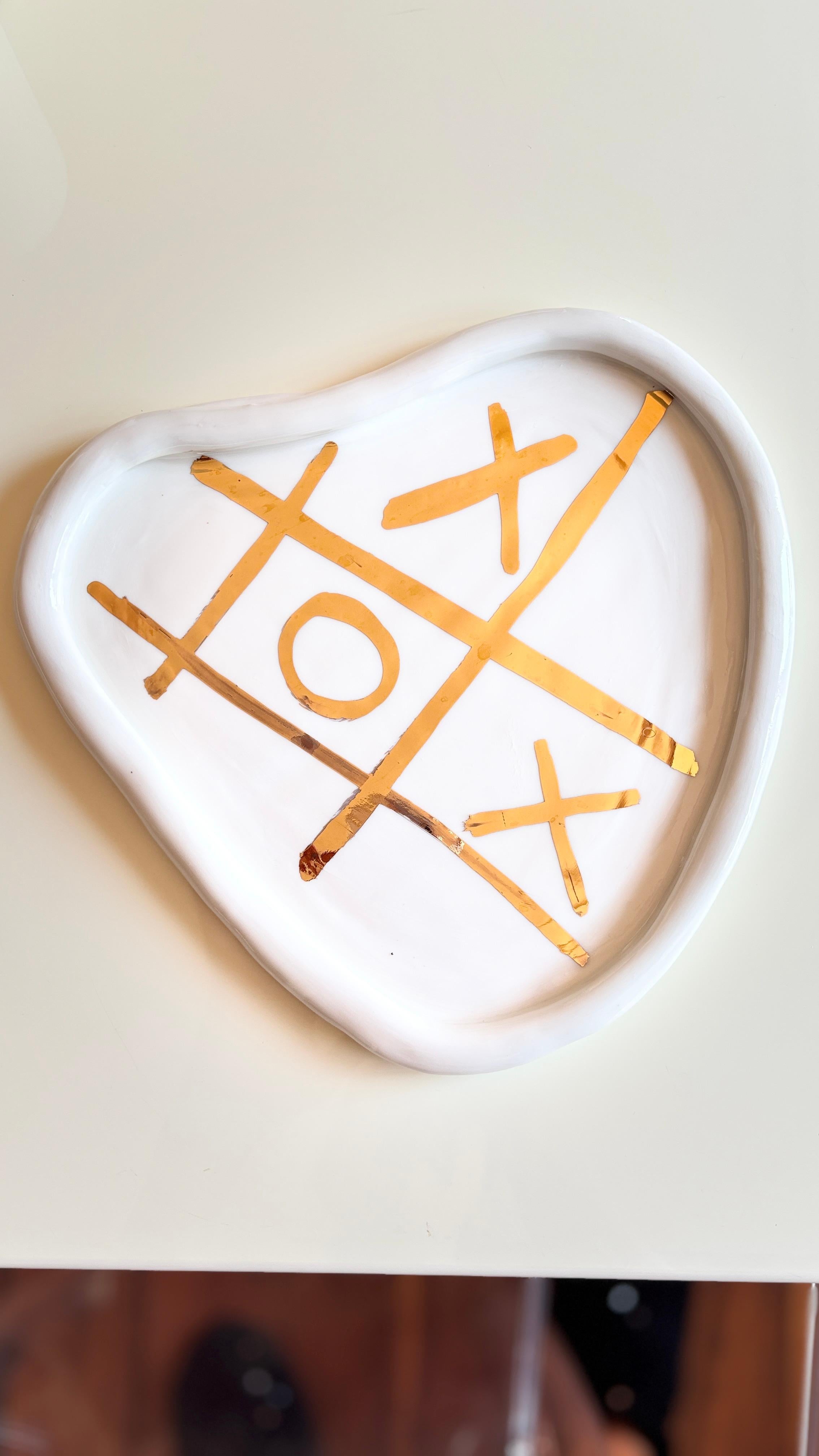 Post Modern Inspired White and Gold Unique Porcelain Plates by Hania Jneid For Sale 12