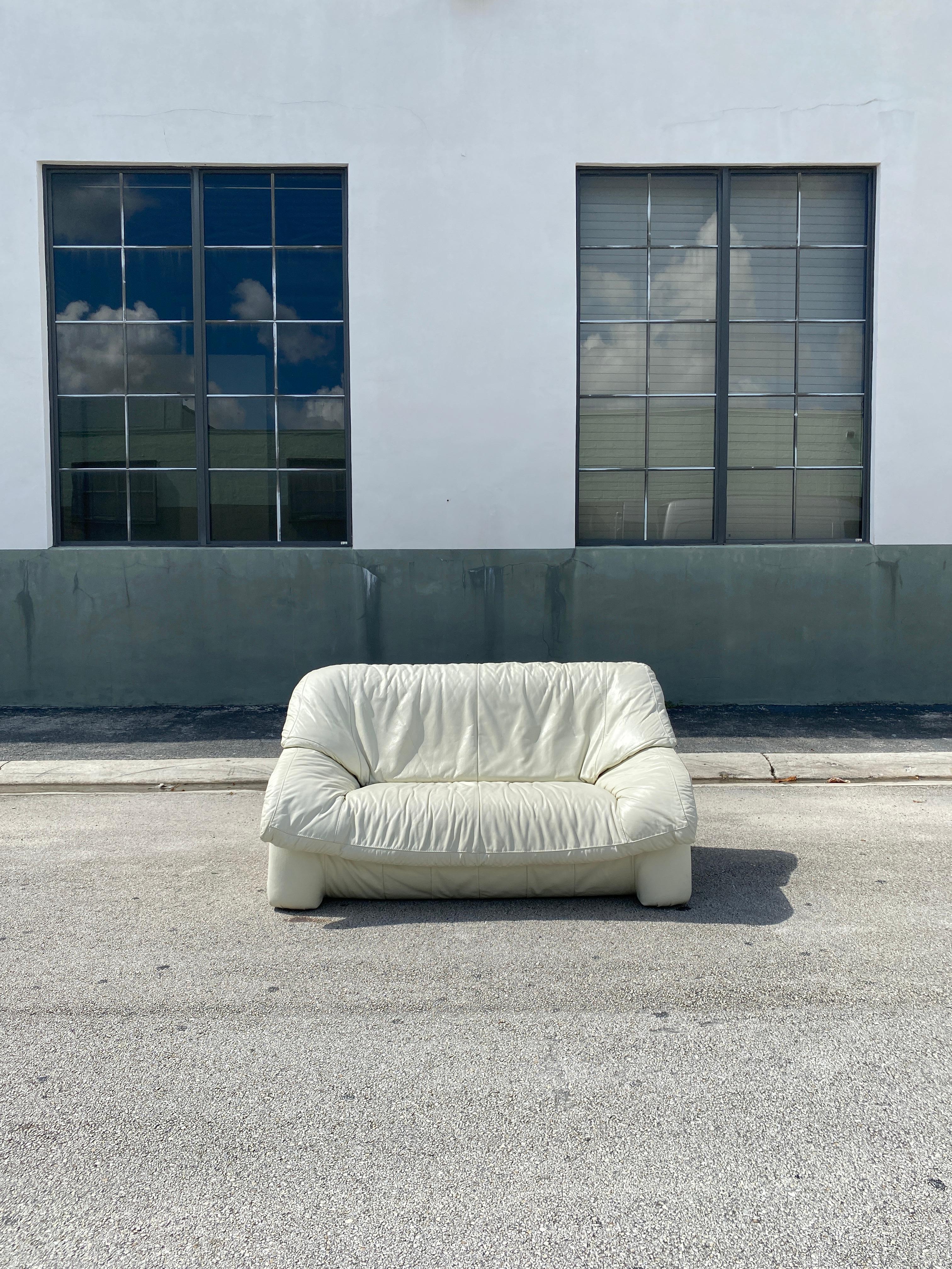 Post Modern White Leather Sofa in the Style of Ligne Roset 2