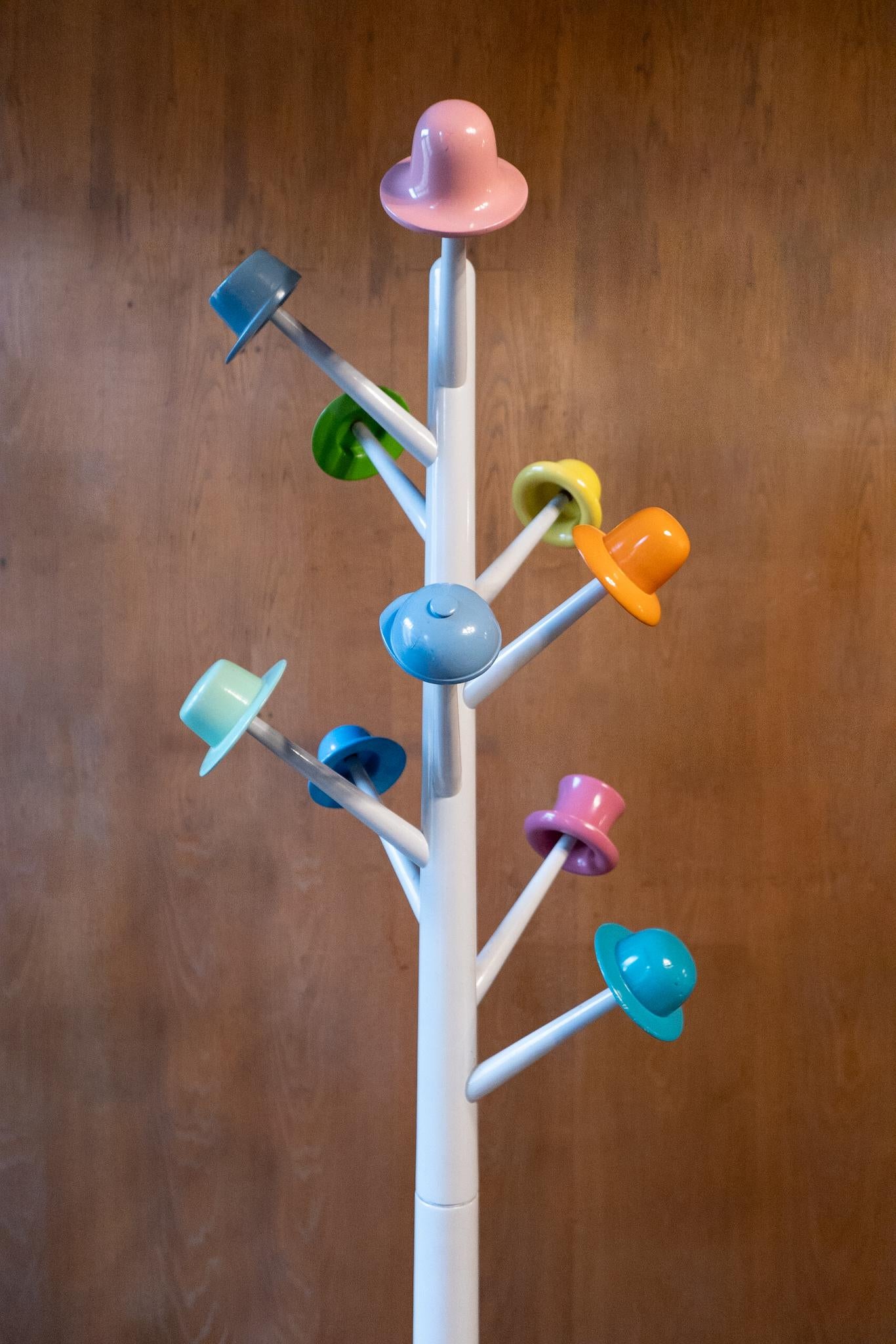 Post-Modern White Metal Coat Rack with Multi-Colored Hooks by Ugo Nespolo, 1980s 7