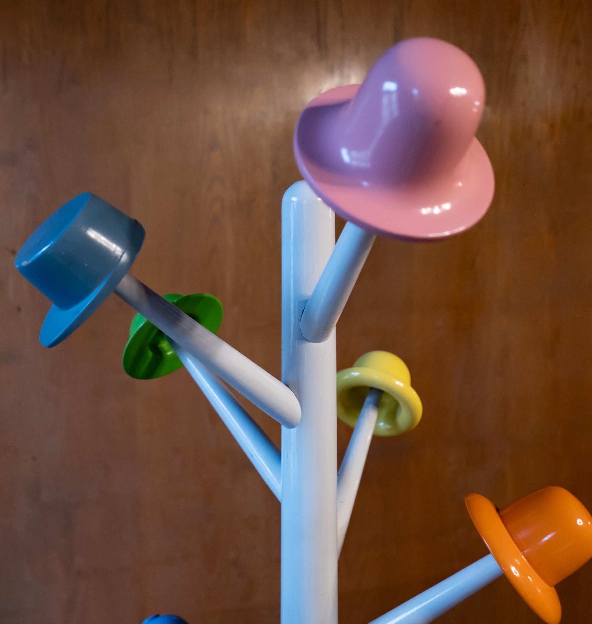 Post-Modern White Metal Coat Rack with Multi-Colored Hooks by Ugo Nespolo, 1980s 2