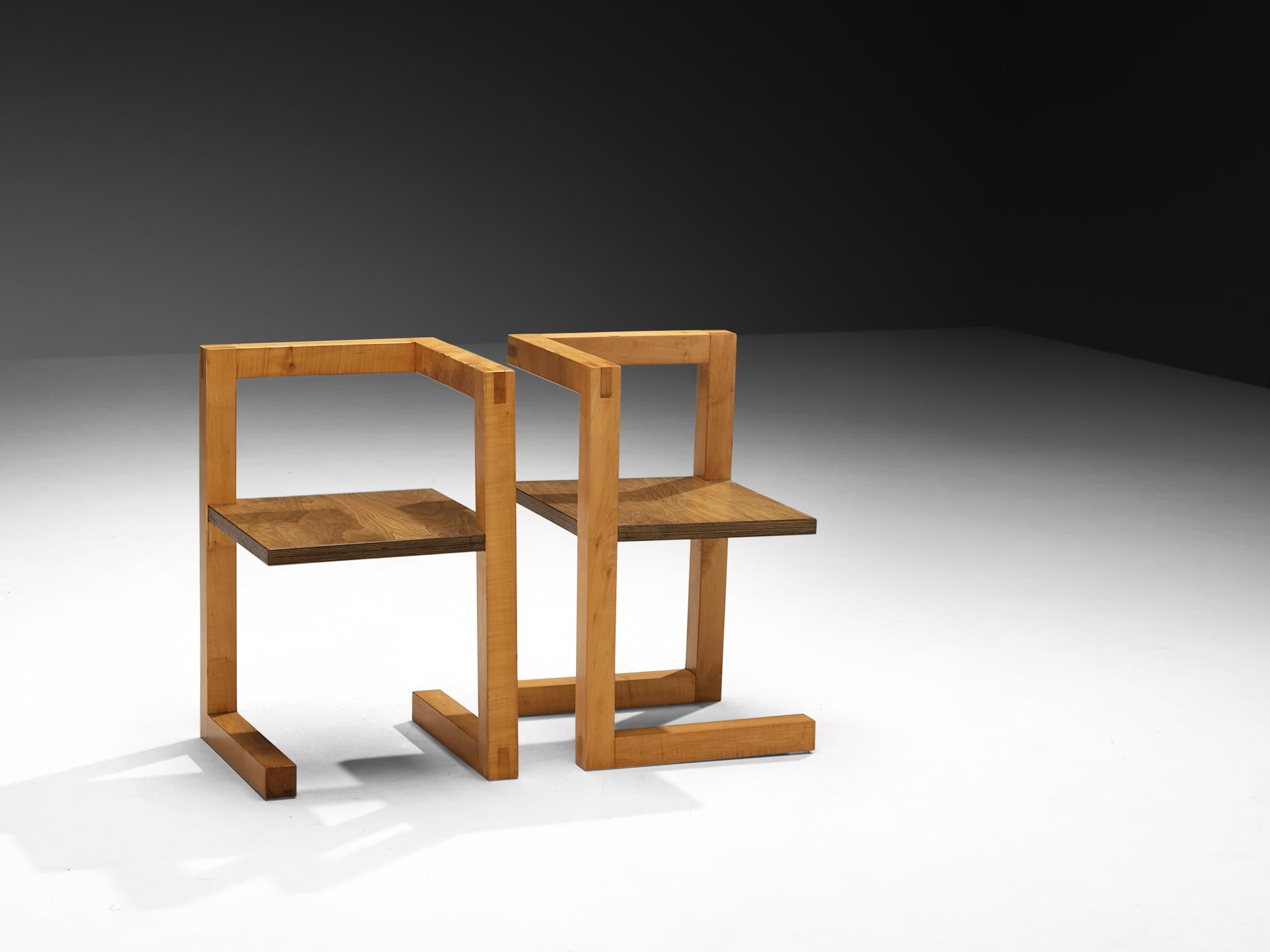 Ensemble de salle à manger post-moderne Willem Noyons avec table et chaises en Wood en vente 3