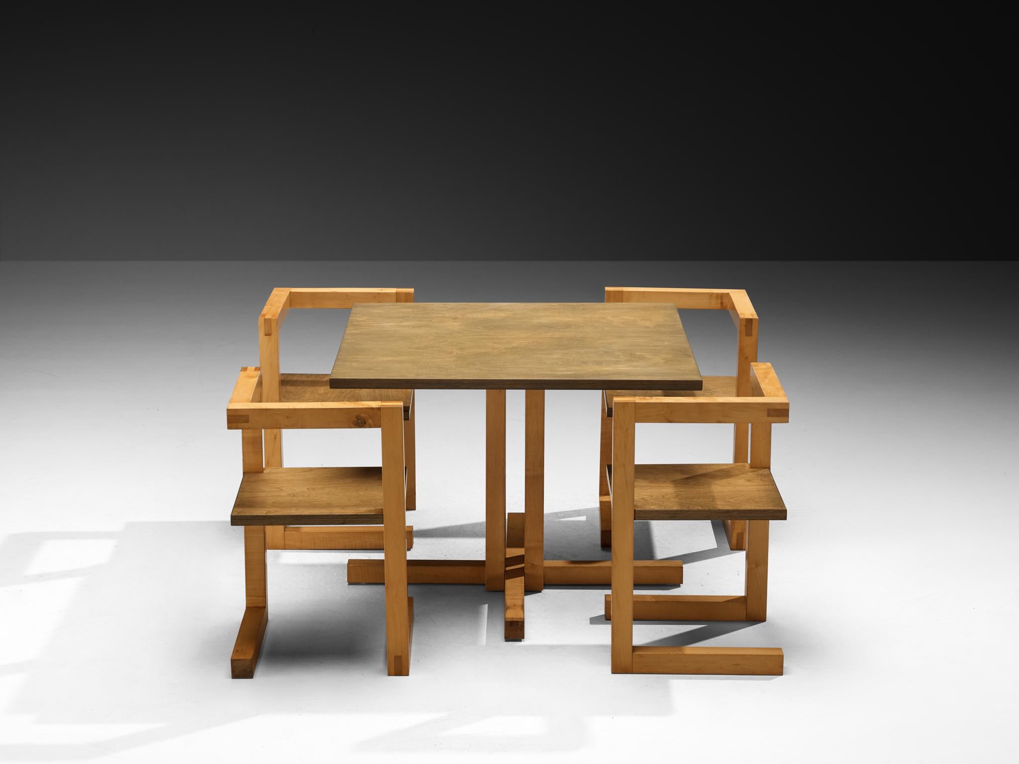 Ensemble de salle à manger post-moderne Willem Noyons avec table et chaises en Wood en vente 5