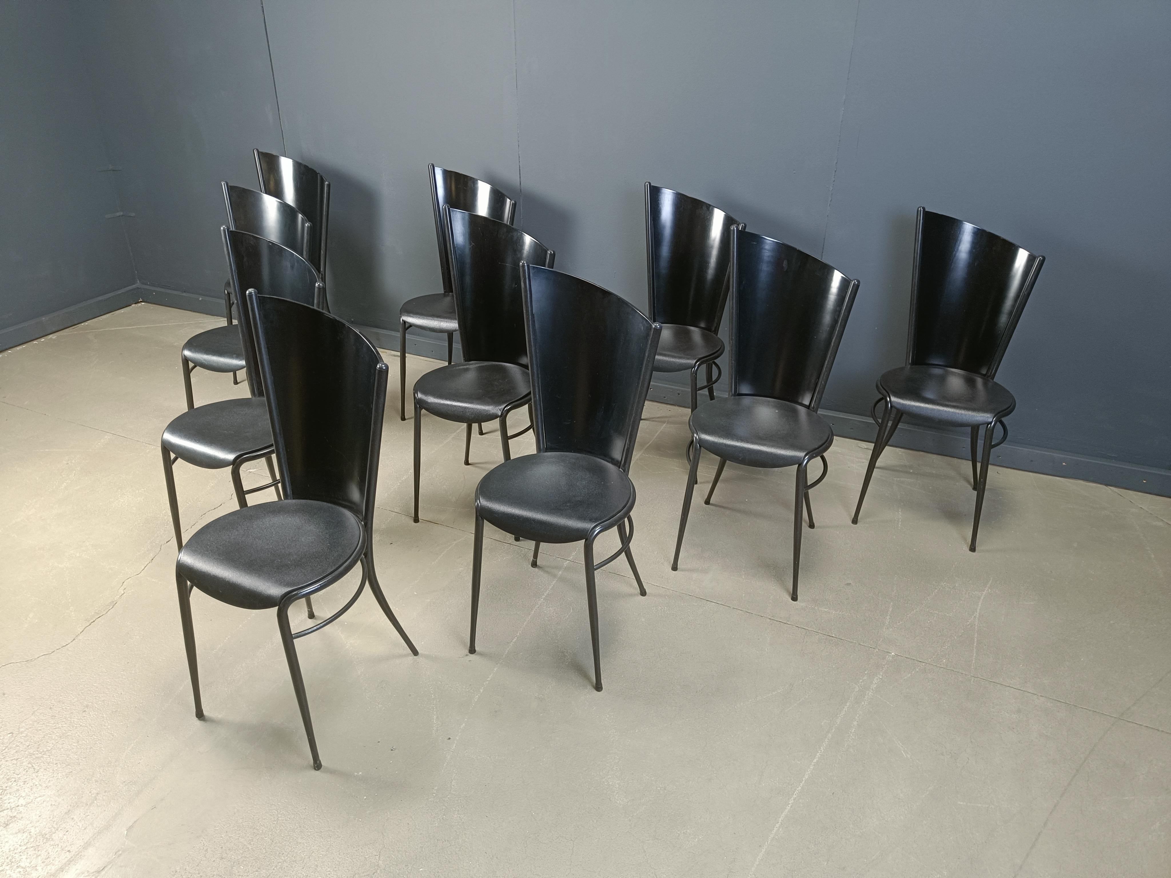 Metallo Sedie da pranzo post-moderne in legno, anni '80 - set da 10 in vendita