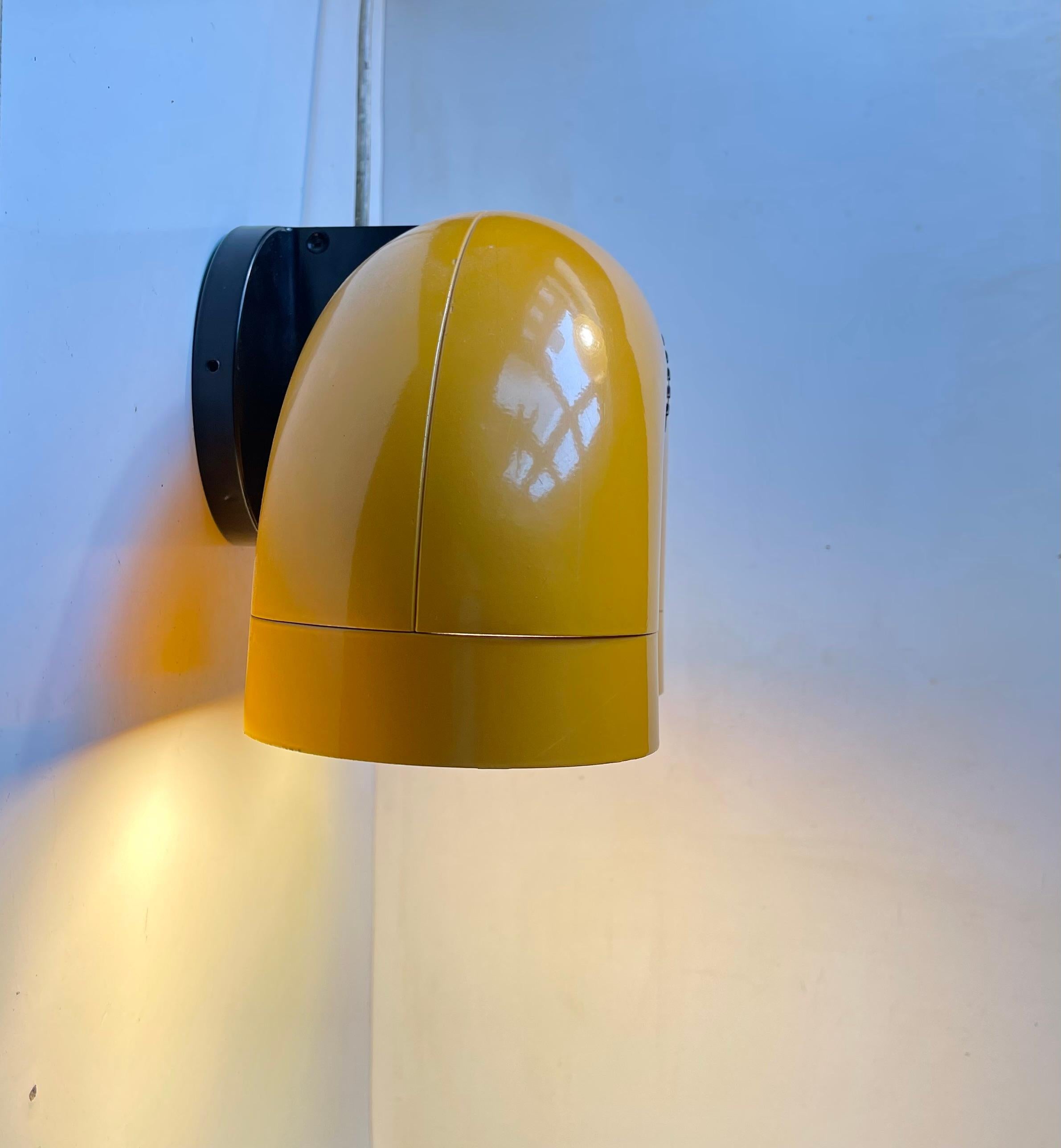 Scandinavian Modern Post Modern Yellow Dual Pipeline Wall Sconce by Ole Pless for Nordisk Solar, 70s For Sale