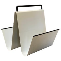Support média pour magazines post-moderne Zig Zag