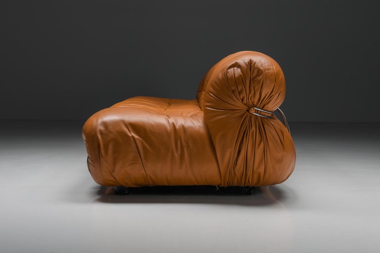 Post-Modern,Cassina 'Soriana' Cognac Leather Sofa by Afra and Tobia Scarpa, 1970 In Excellent Condition For Sale In Antwerp, BE