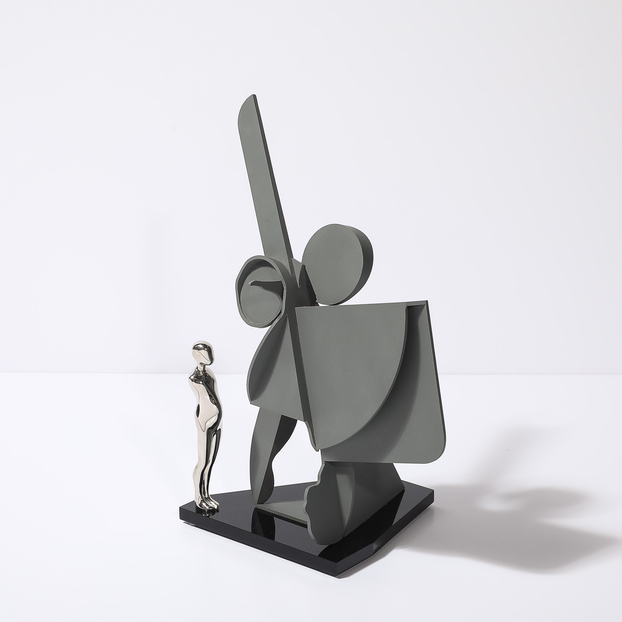 Postmodernistische Skulptur signiert Ernest Trova, Profil Canto #83 in Matt Gray (amerikanisch) im Angebot