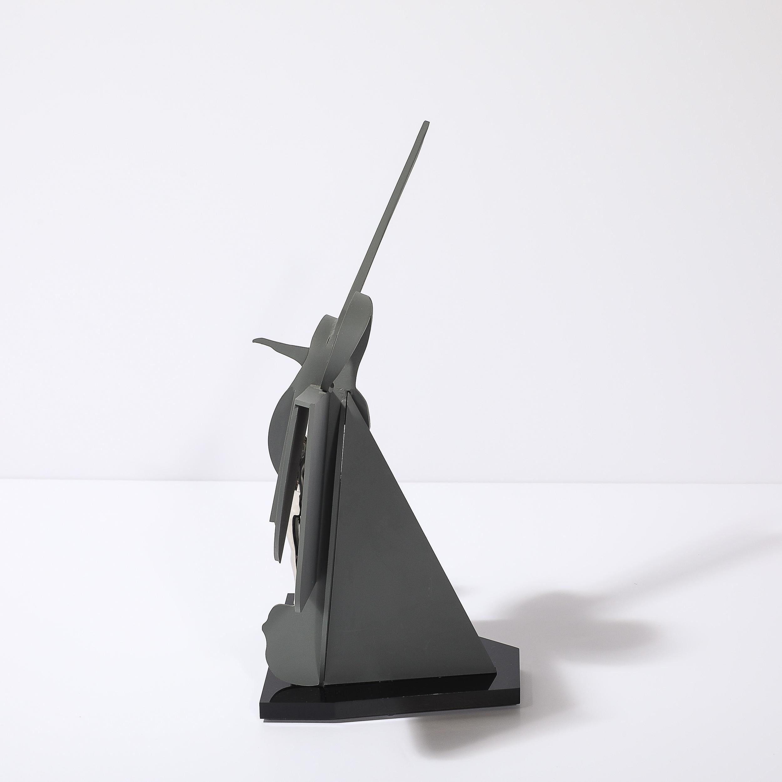 Postmodernistische Skulptur signiert Ernest Trova, Profil Canto #83 in Matt Gray (Metall) im Angebot