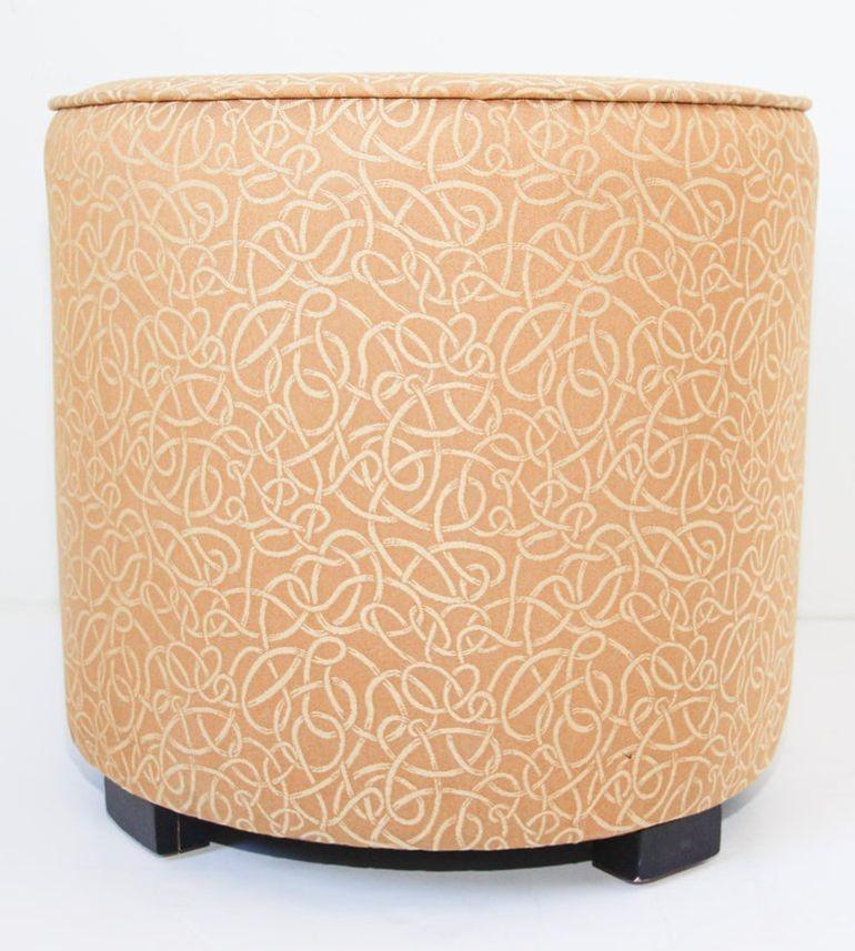 Hollywood Regency Pouf marocain Art Déco tapissé de tissu doré en vente