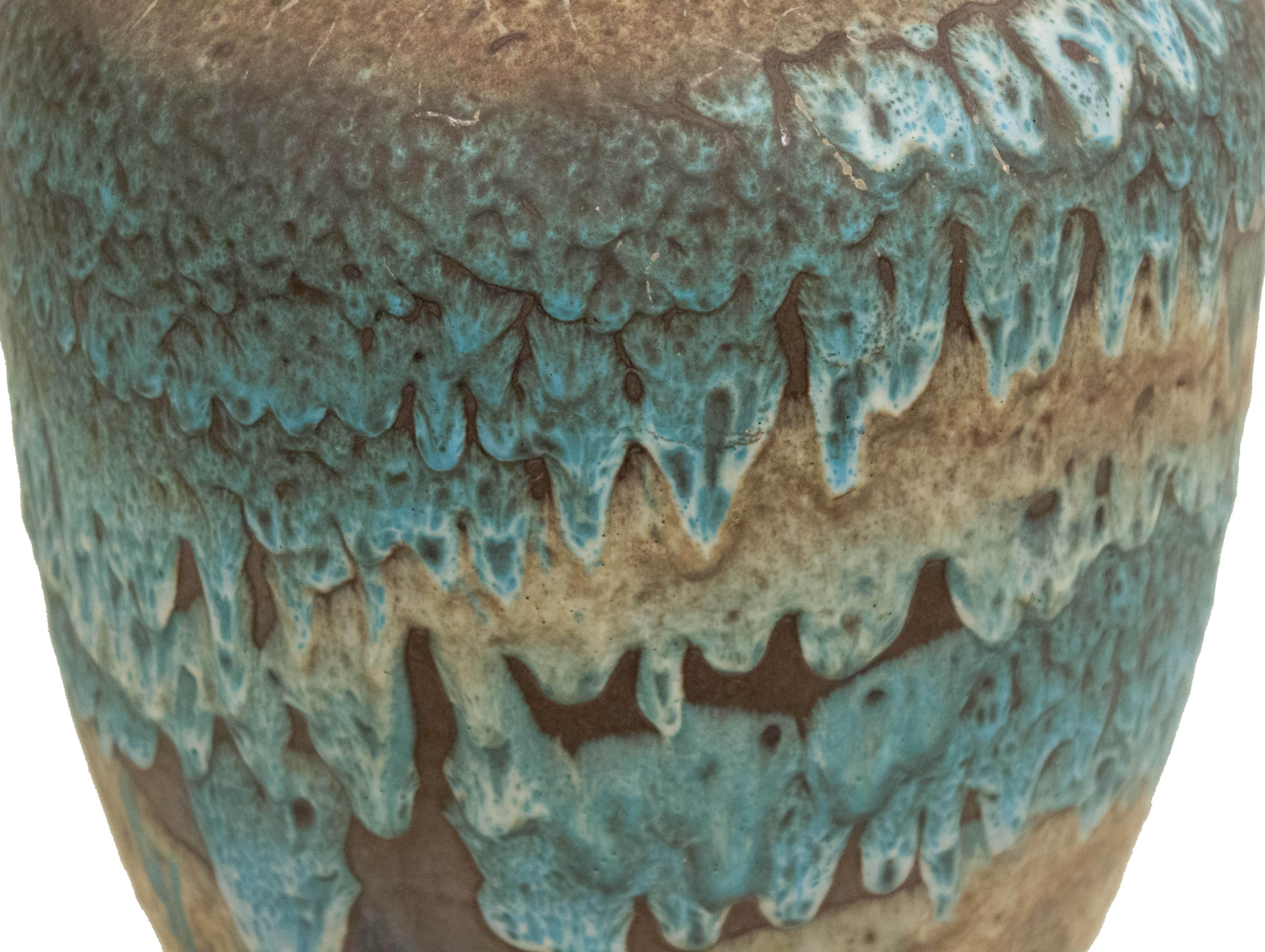 Vase en céramique bleu et orange de l'Allemagne de l'Ouest de l'après-guerre Bon état à Queens, NY
