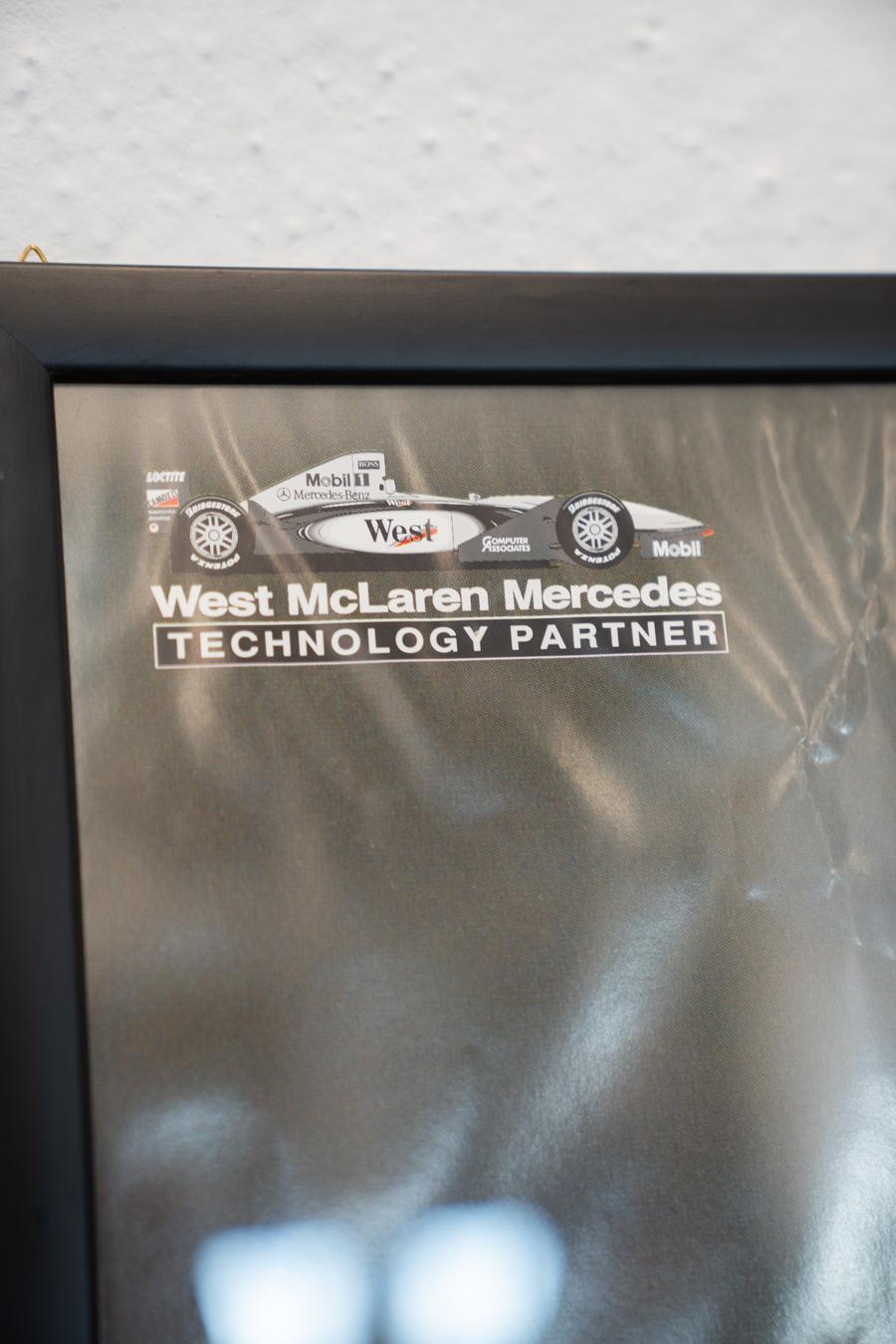 Affiche West McLaren Mercedes, FIA FORMULE 1, 1998 en vente 3