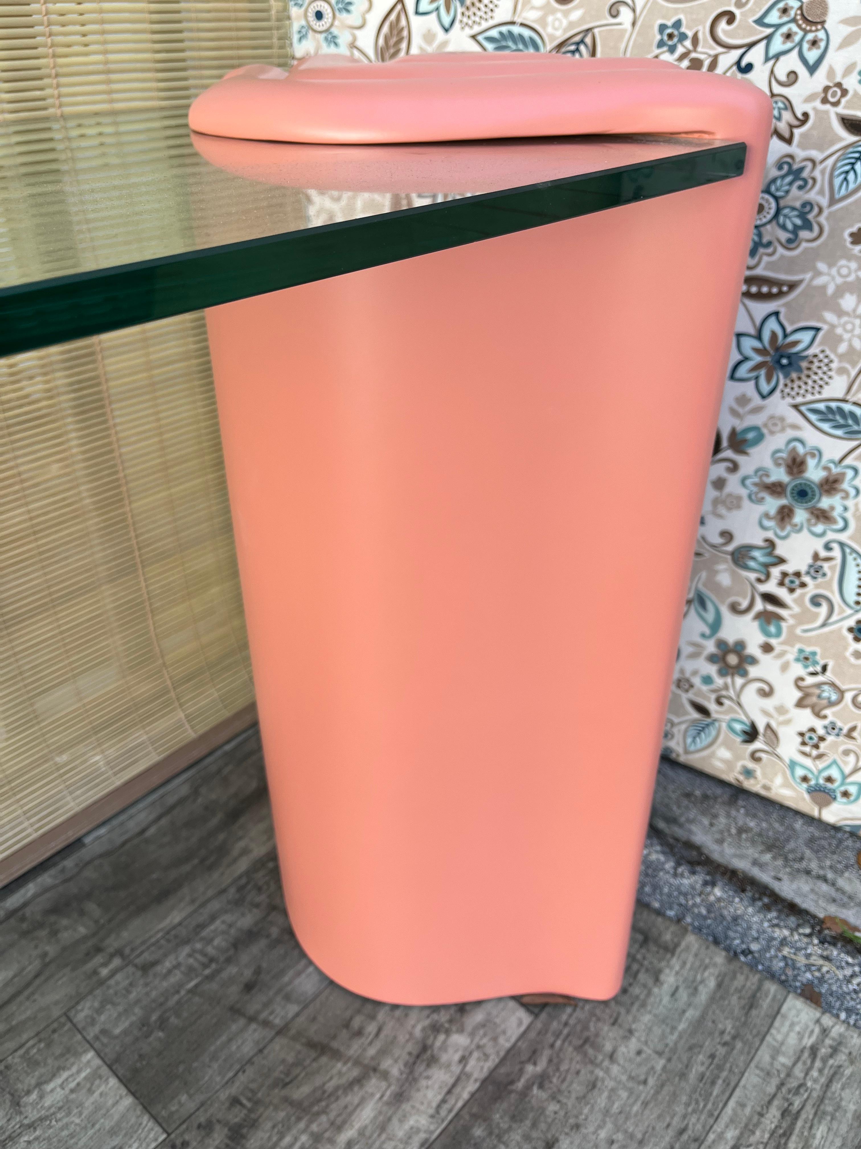 Postmodern 1980s Art Deco Revival Style Console/ Entry Table. Circa 1980s For Sale 4