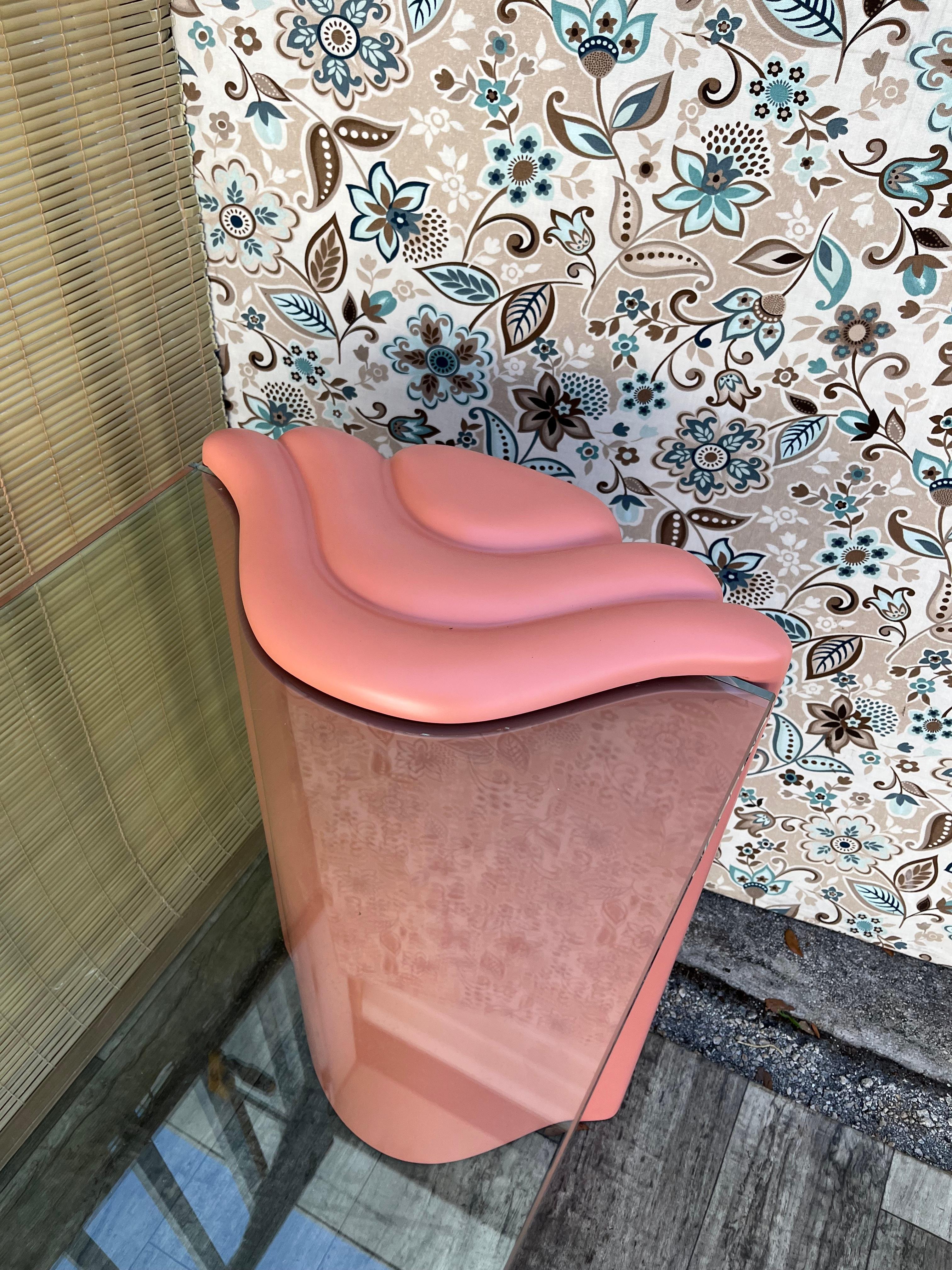 Postmodern 1980s Art Deco Revival Style Console/ Entry Table. Circa 1980s For Sale 5