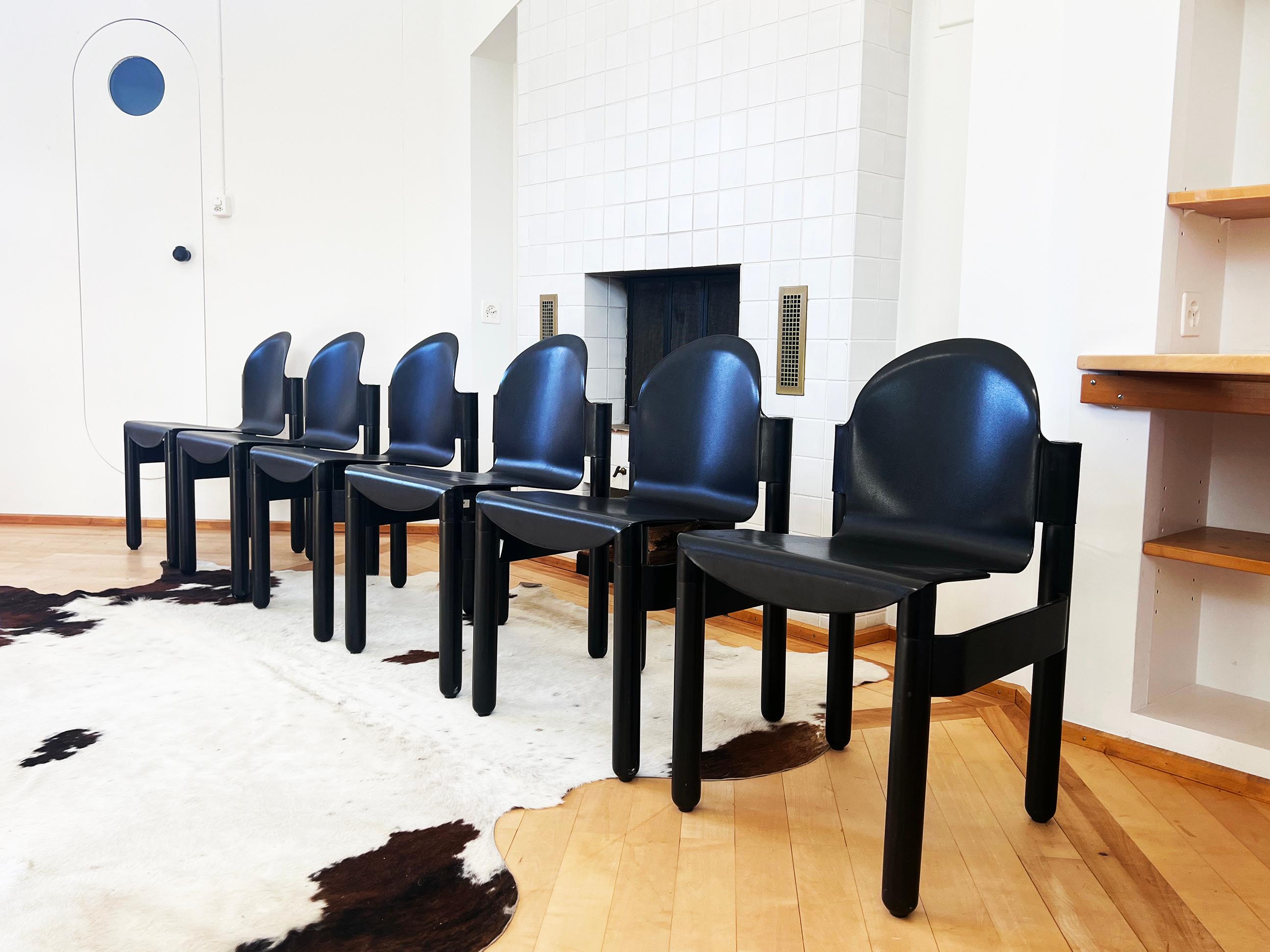 Postmodern 1980s Flex 2000 Stacking Chairs by Gerd Lange for Thonet, Solid Black In Good Condition For Sale In Basel, BS
