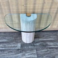 Postmodern 1980s Marble and Brass Half-moon Side Table in the Artedi Style.